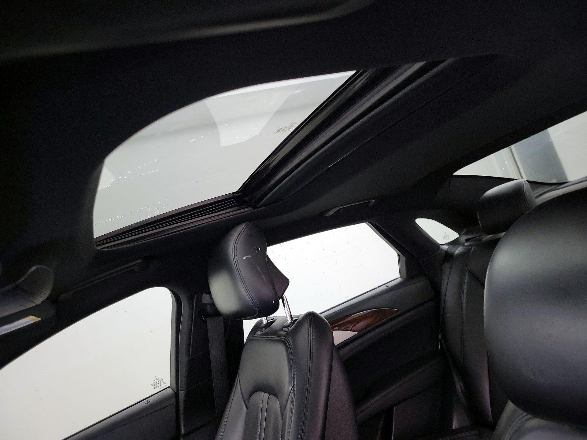 Thumbnail: 2017 Lincoln MKZ - 20
