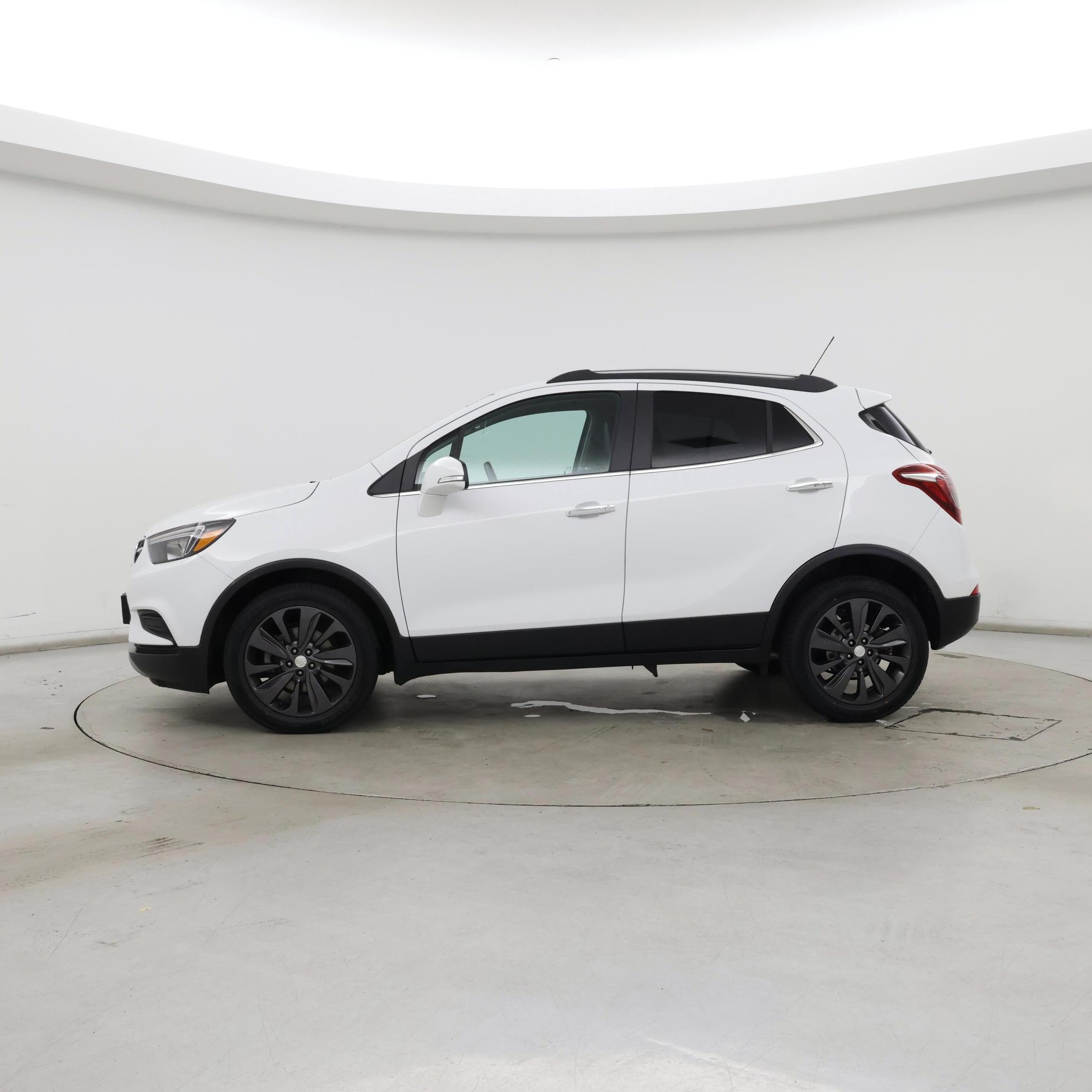 Thumbnail: 2018 Buick Encore - 3
