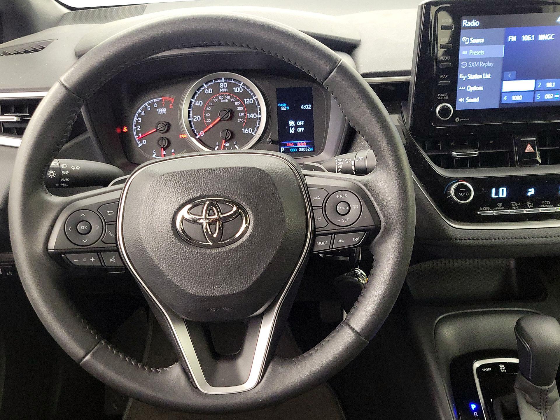 Thumbnail: 2022 Toyota Corolla - 10