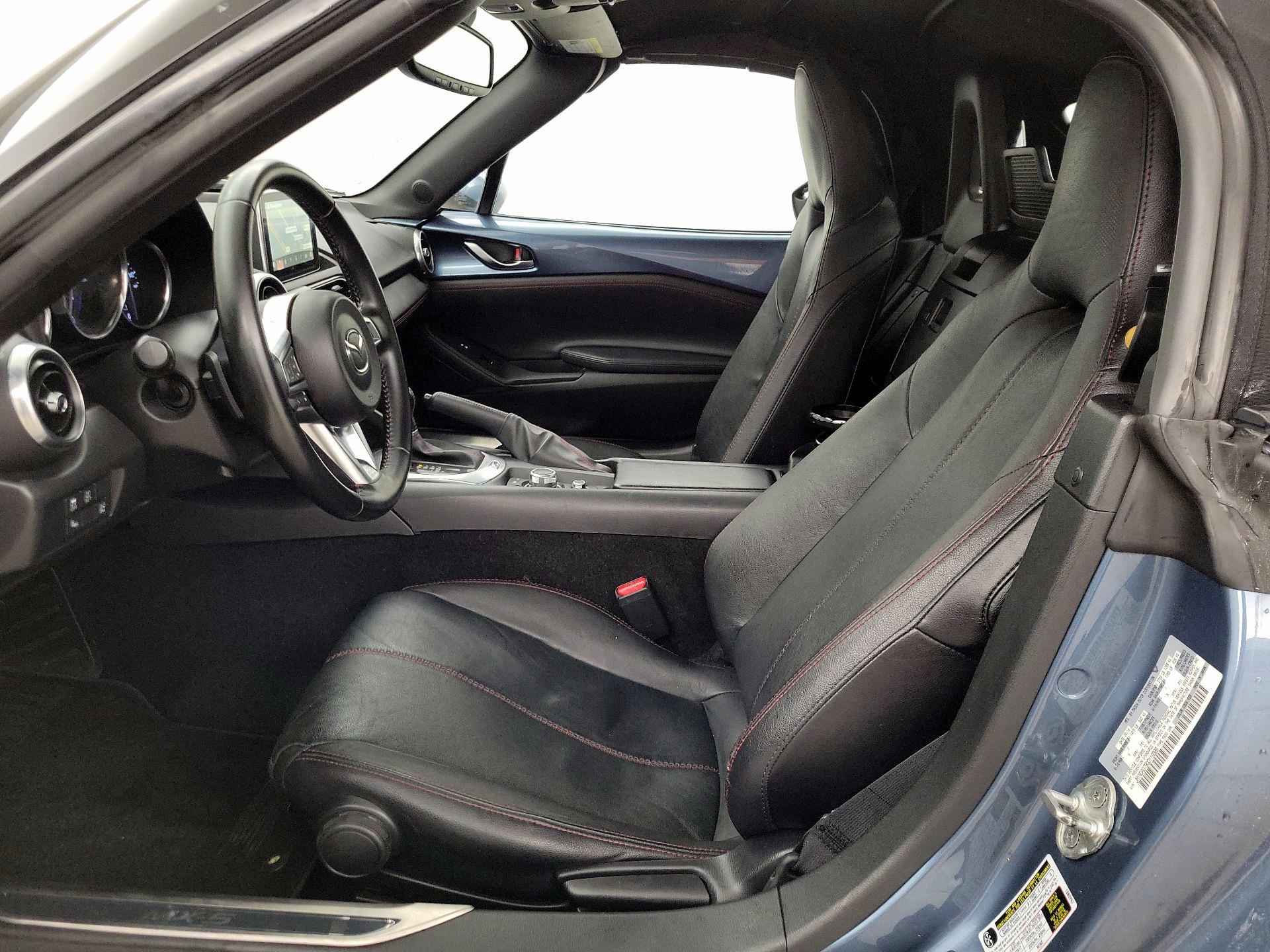 Thumbnail: 2016 Mazda MX-5 Miata - 11