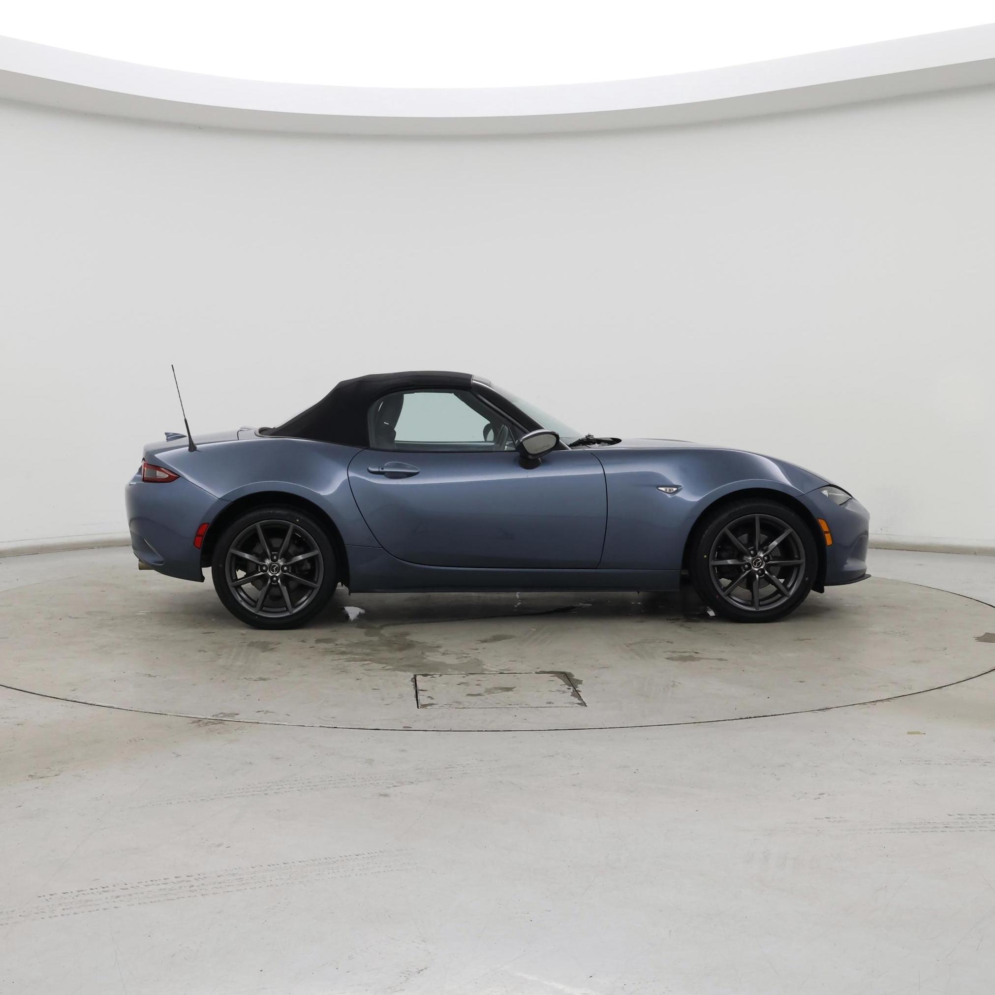 Thumbnail: 2016 Mazda MX-5 Miata - 7