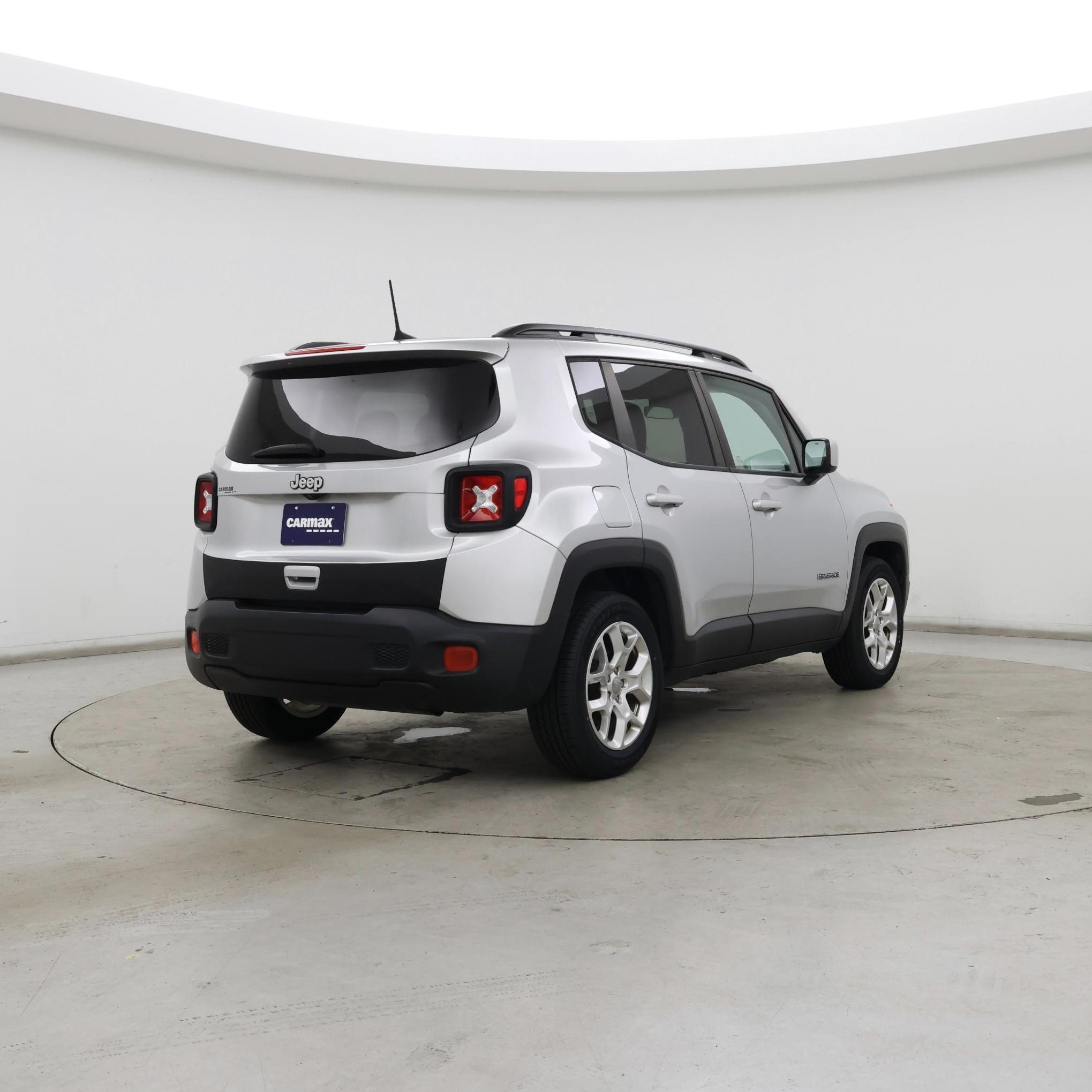 Thumbnail: 2018 Jeep Renegade - 8