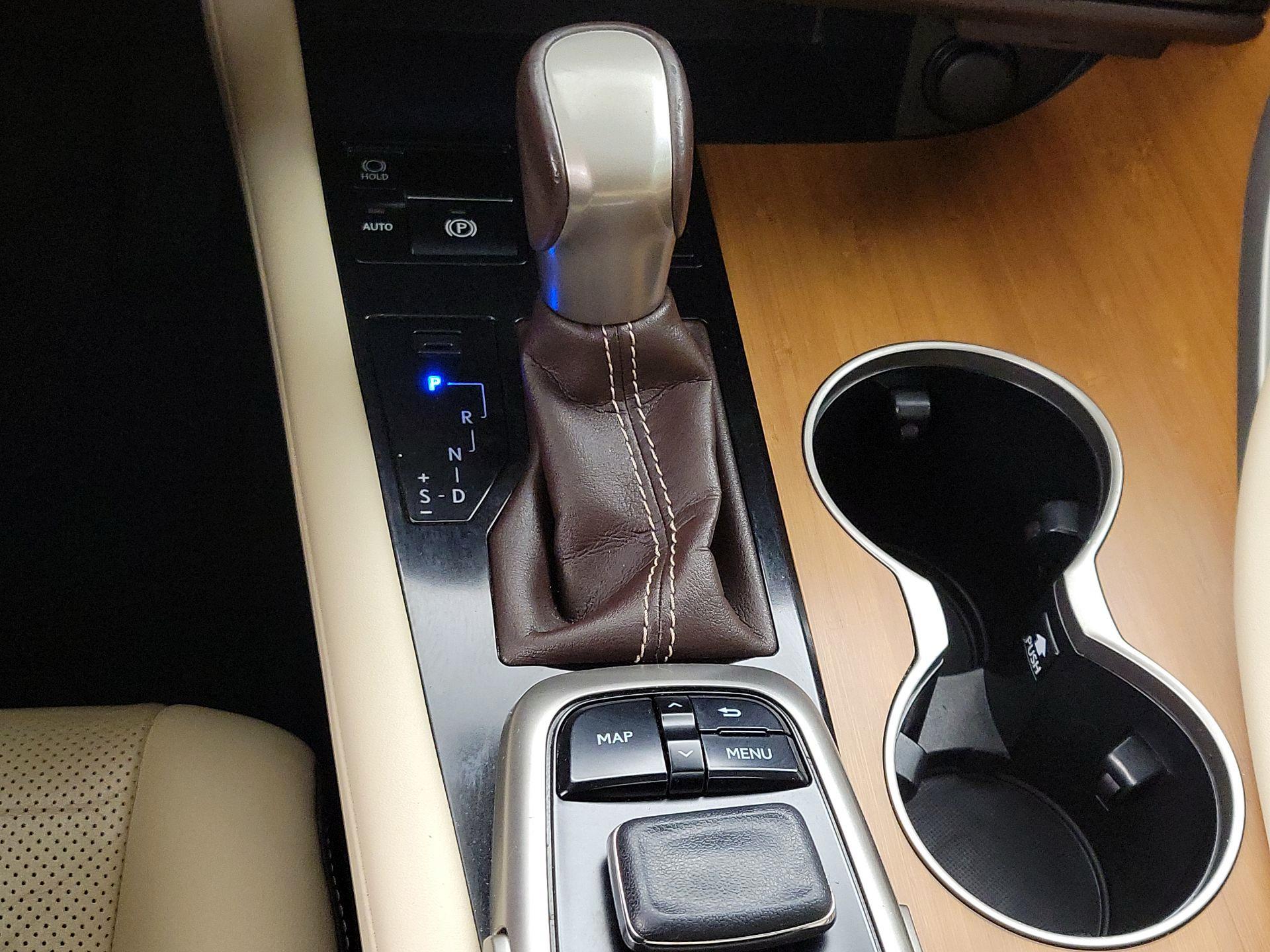 Thumbnail: 2017 Lexus RX - 18
