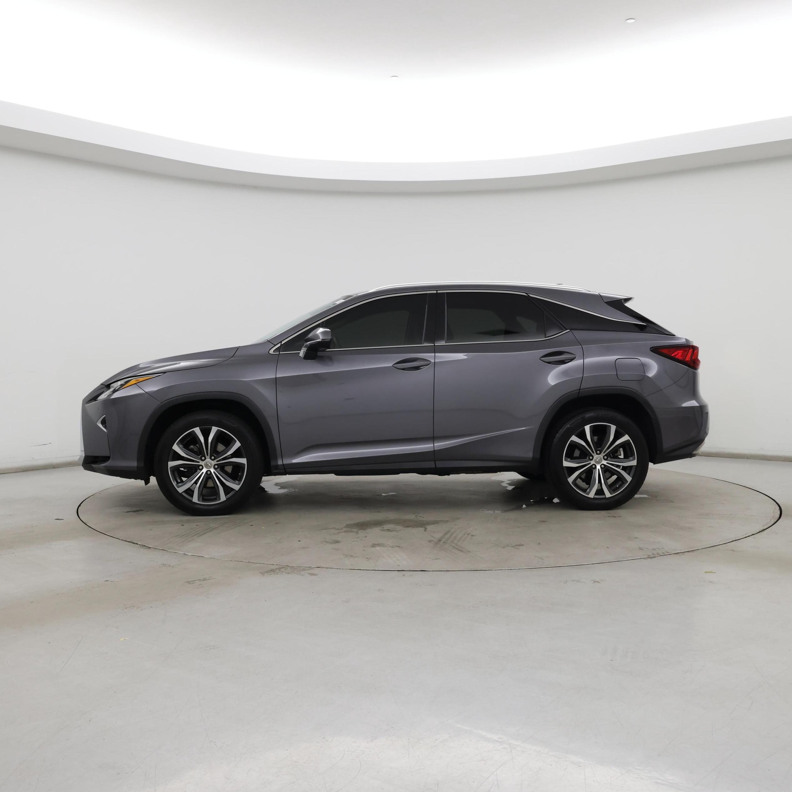 Thumbnail: 2017 Lexus RX - 3