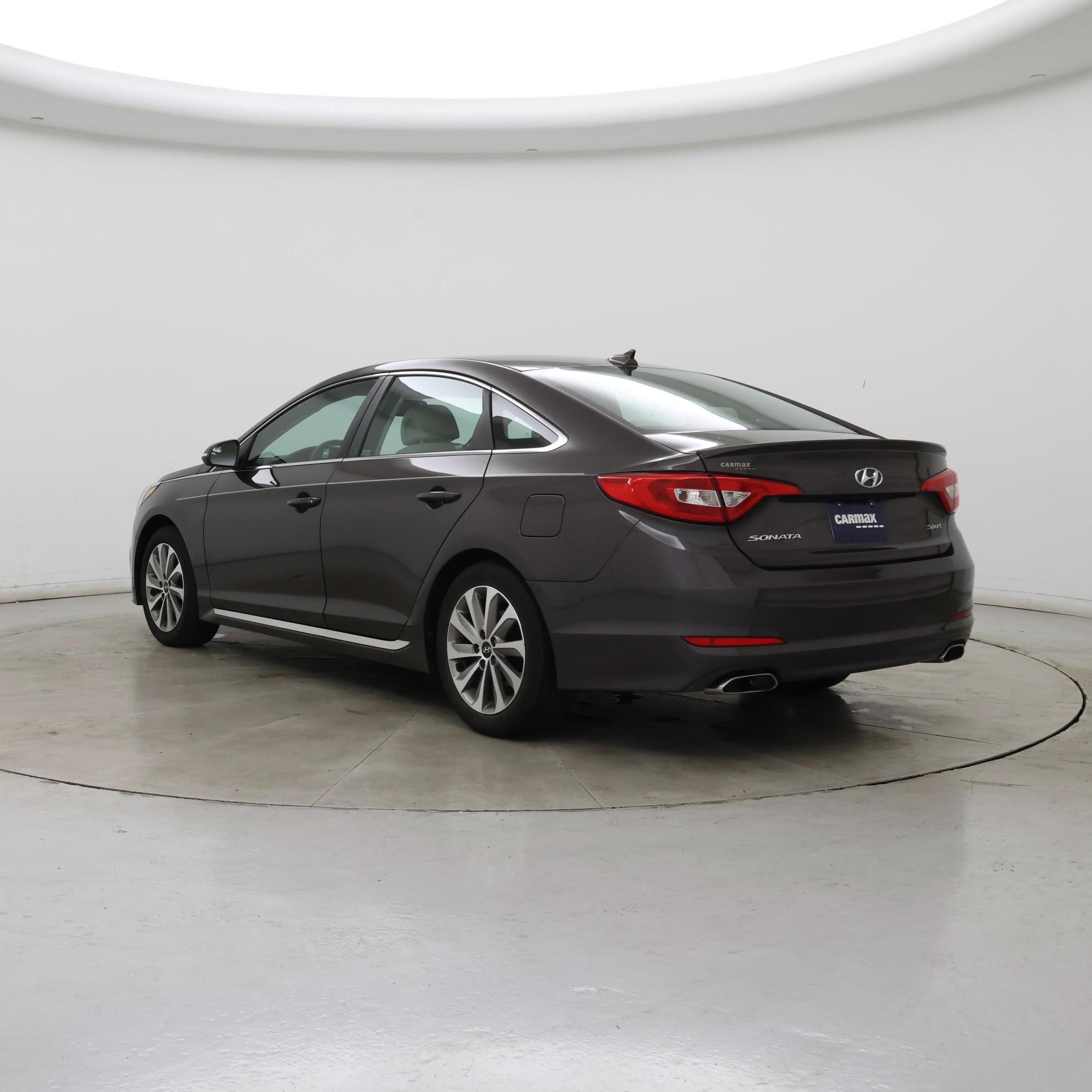 Thumbnail: 2015 Hyundai Sonata - 2