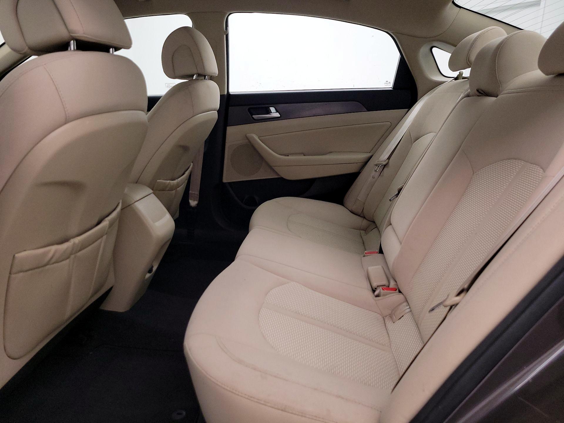 Thumbnail: 2015 Hyundai Sonata - 19