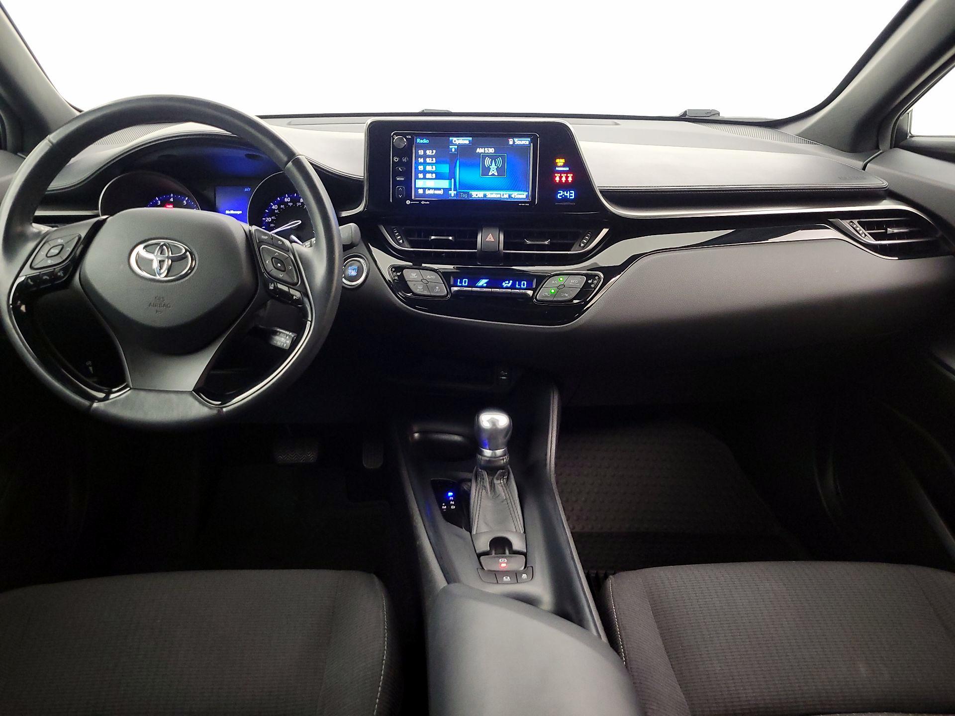 Thumbnail: 2018 Toyota C-HR - 9