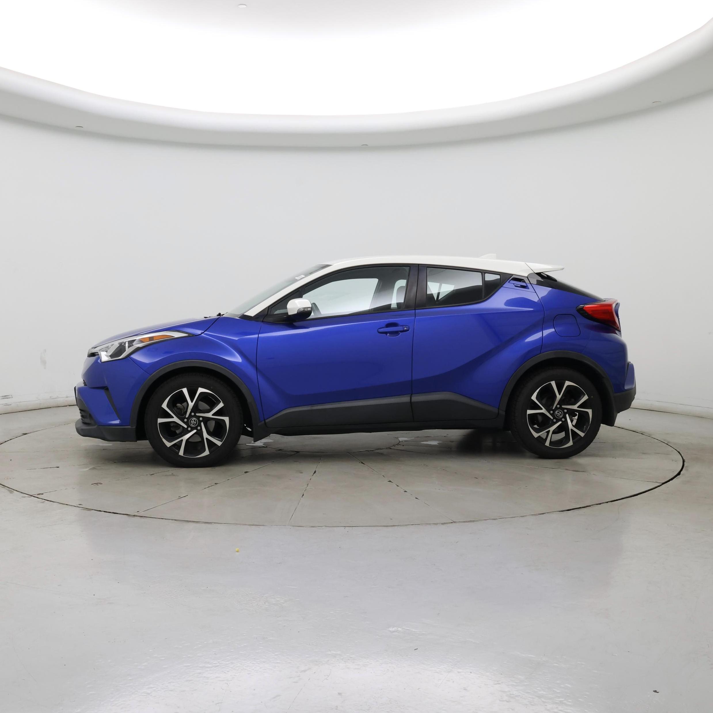 Thumbnail: 2018 Toyota C-HR - 3