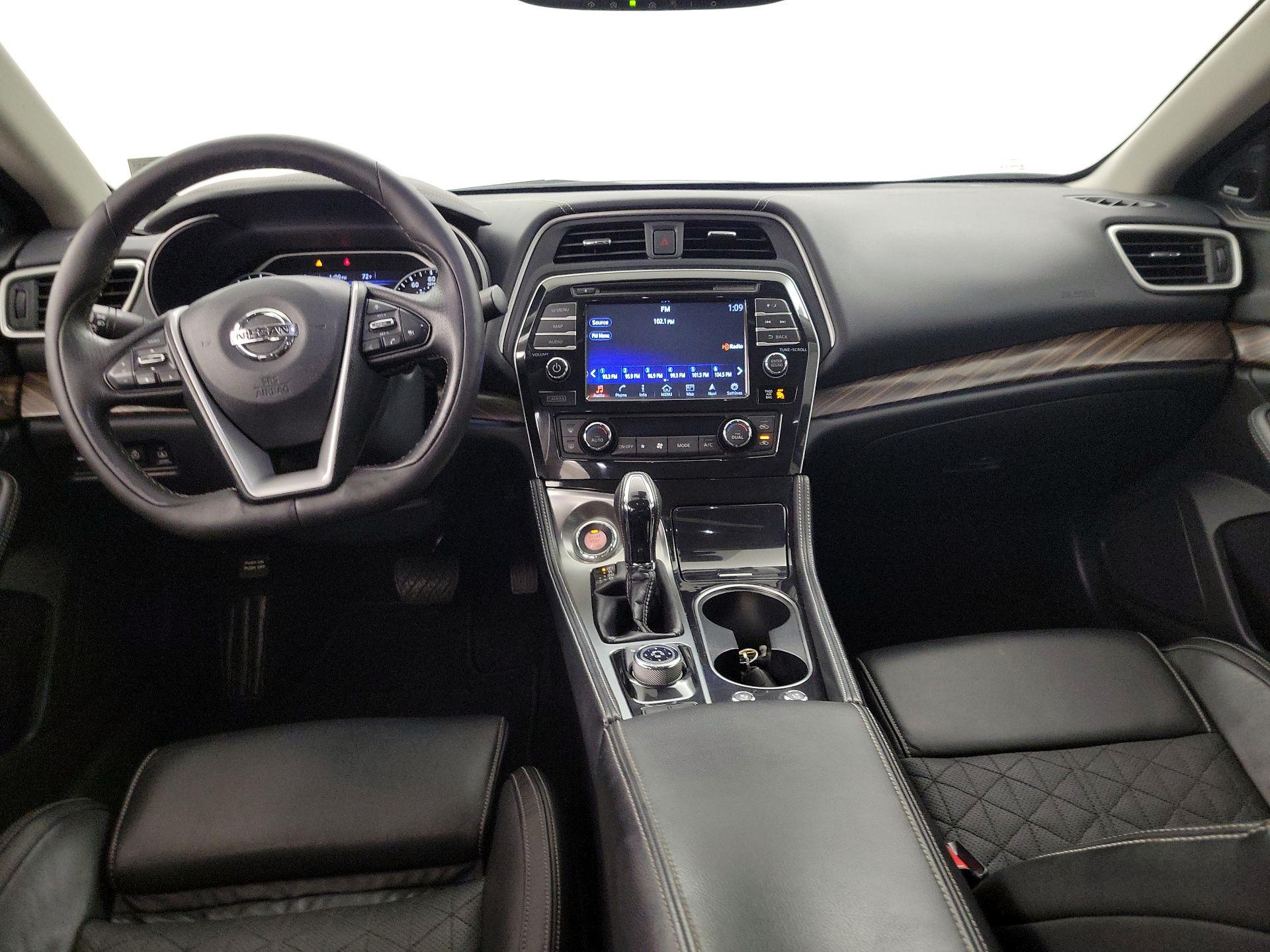 Thumbnail: 2017 Nissan Maxima - 9