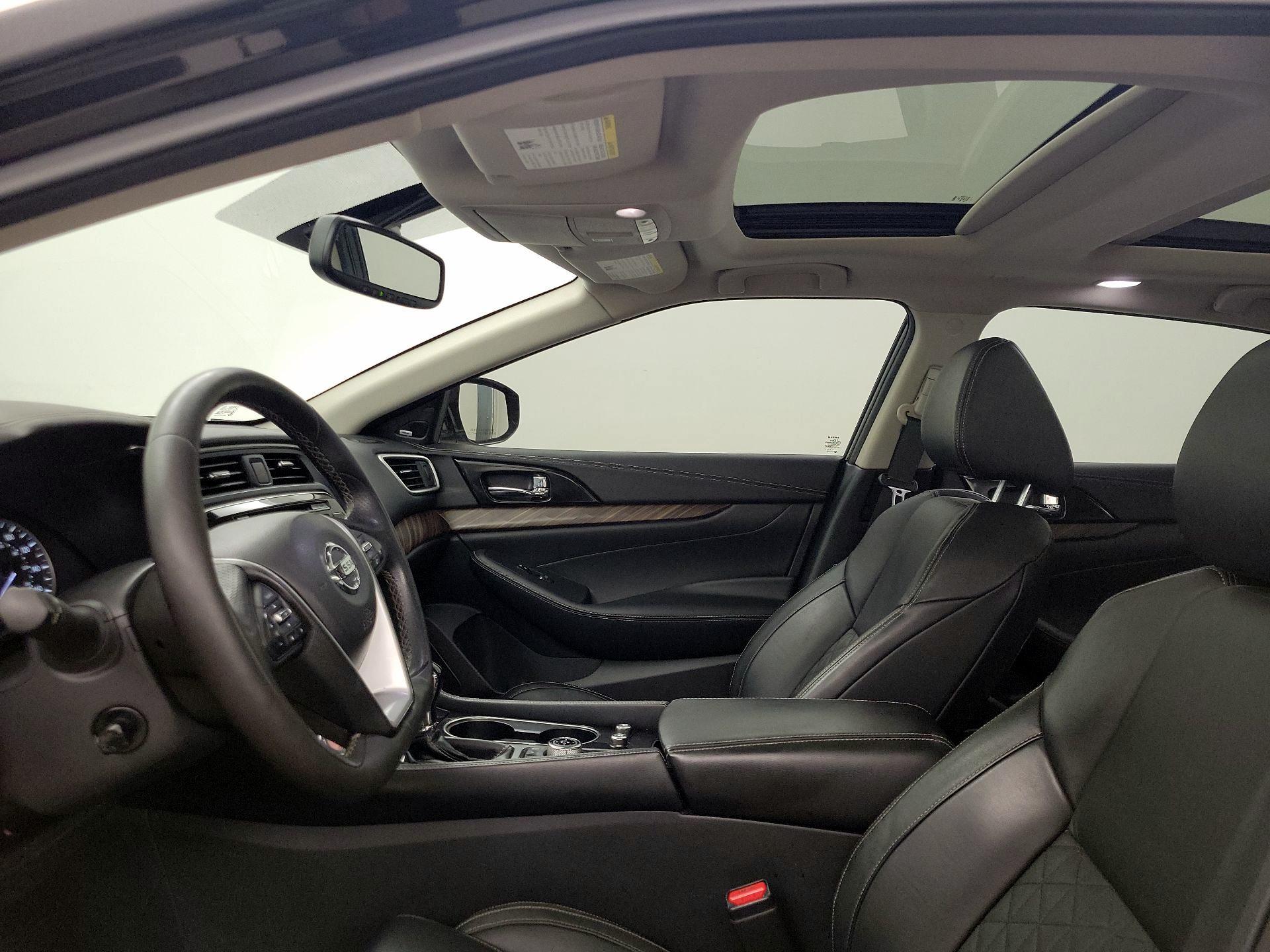 Thumbnail: 2017 Nissan Maxima - 19