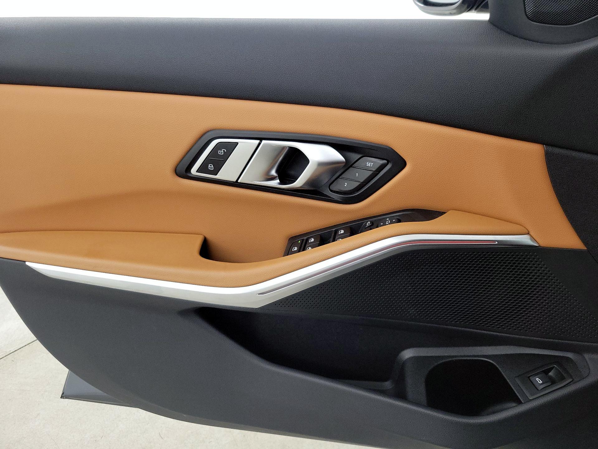 Thumbnail: 2022 BMW 3 Series - 12