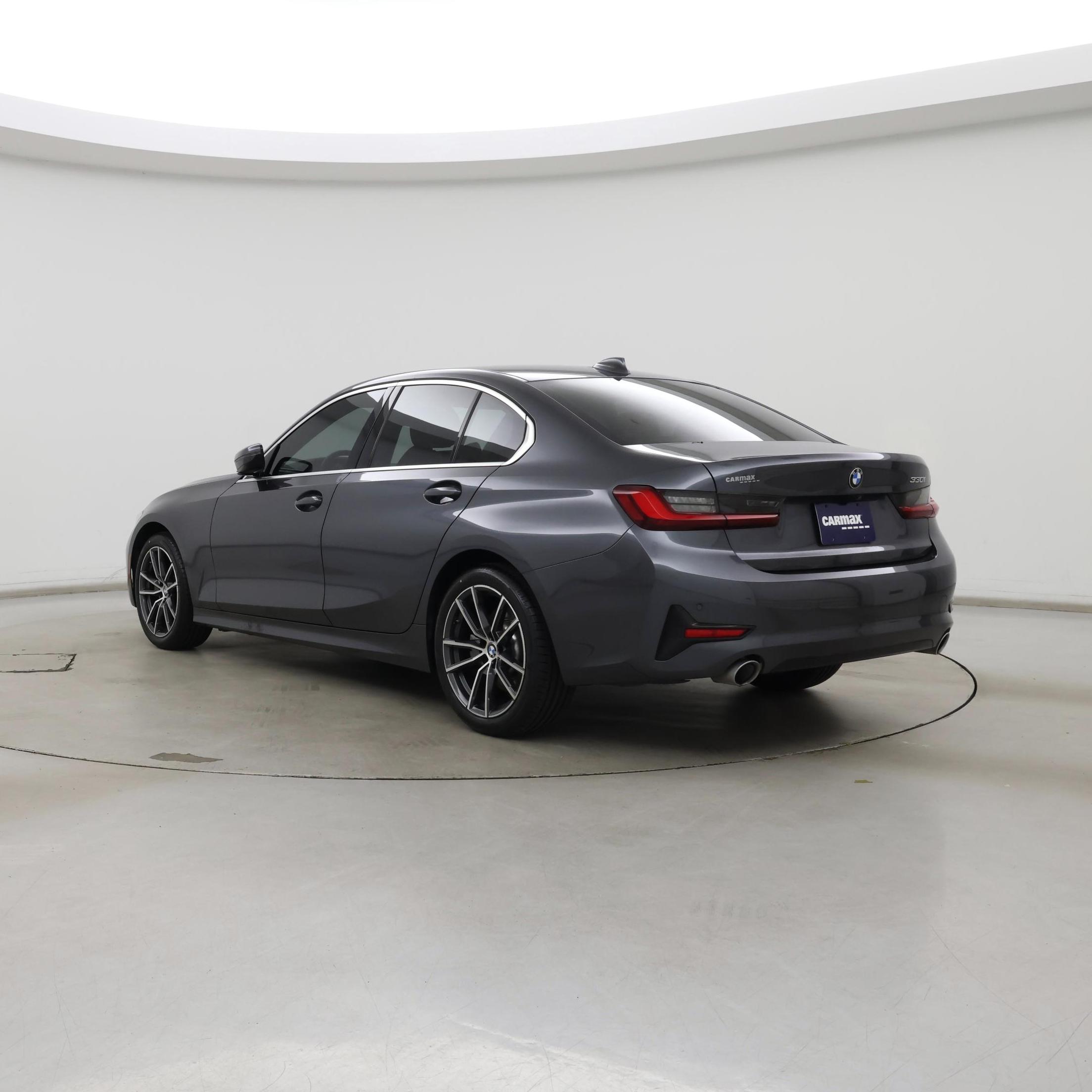 Thumbnail: 2022 BMW 3 Series - 2