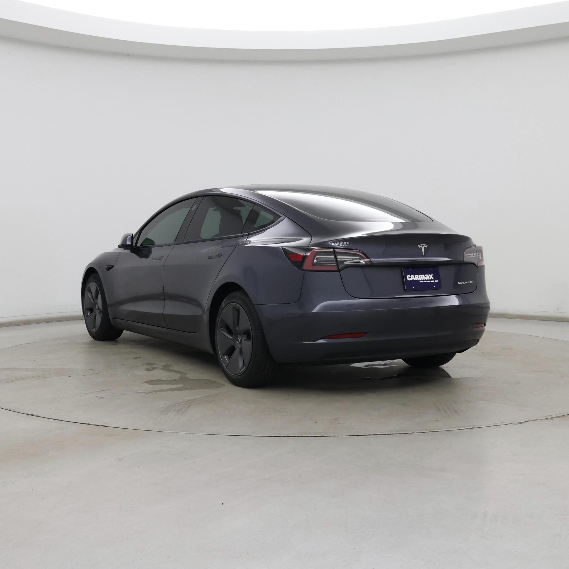 Thumbnail: 2023 Tesla Model 3 - 2