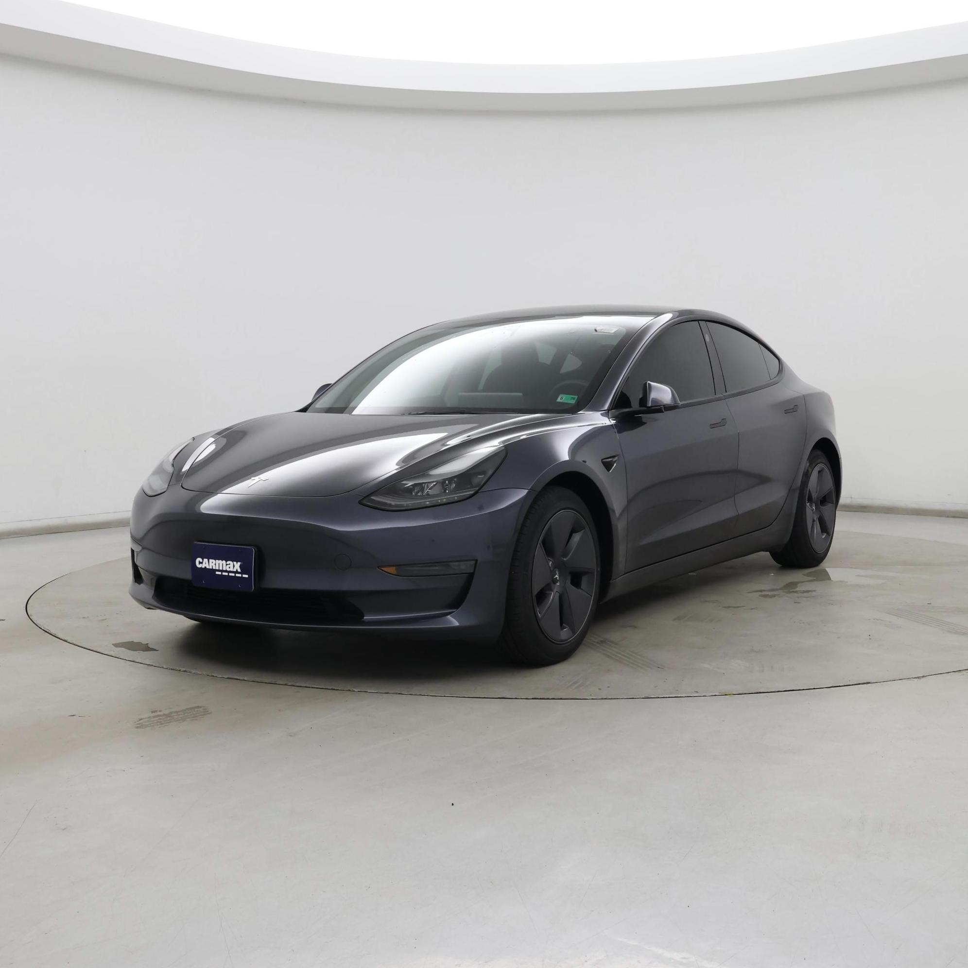 Thumbnail: 2023 Tesla Model 3 - 4