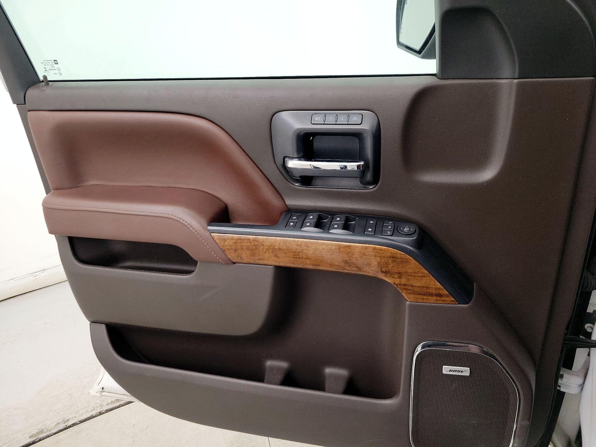 Thumbnail: 2017 Chevrolet Silverado 1500 - 12