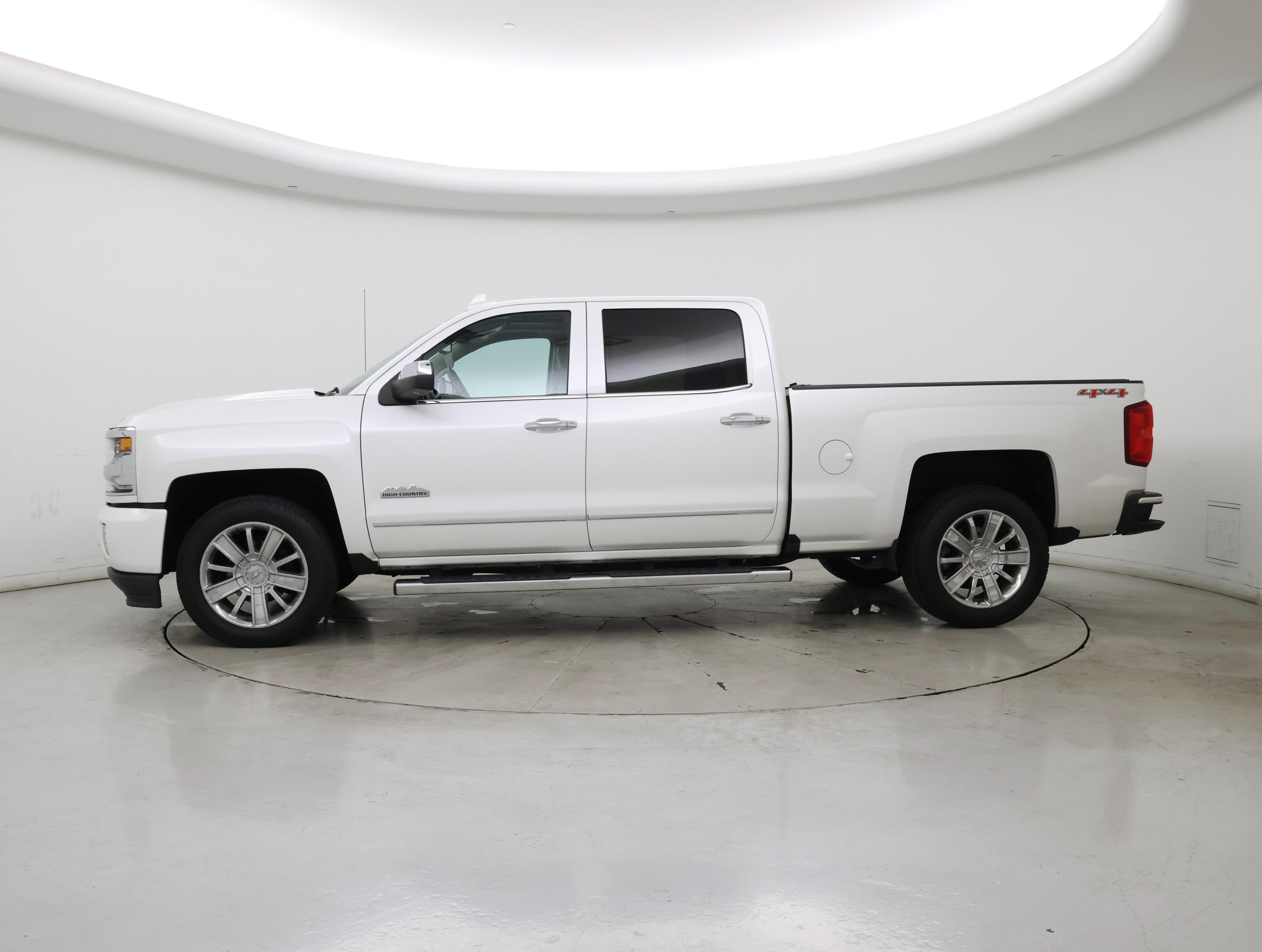 Thumbnail: 2017 Chevrolet Silverado 1500 - 3