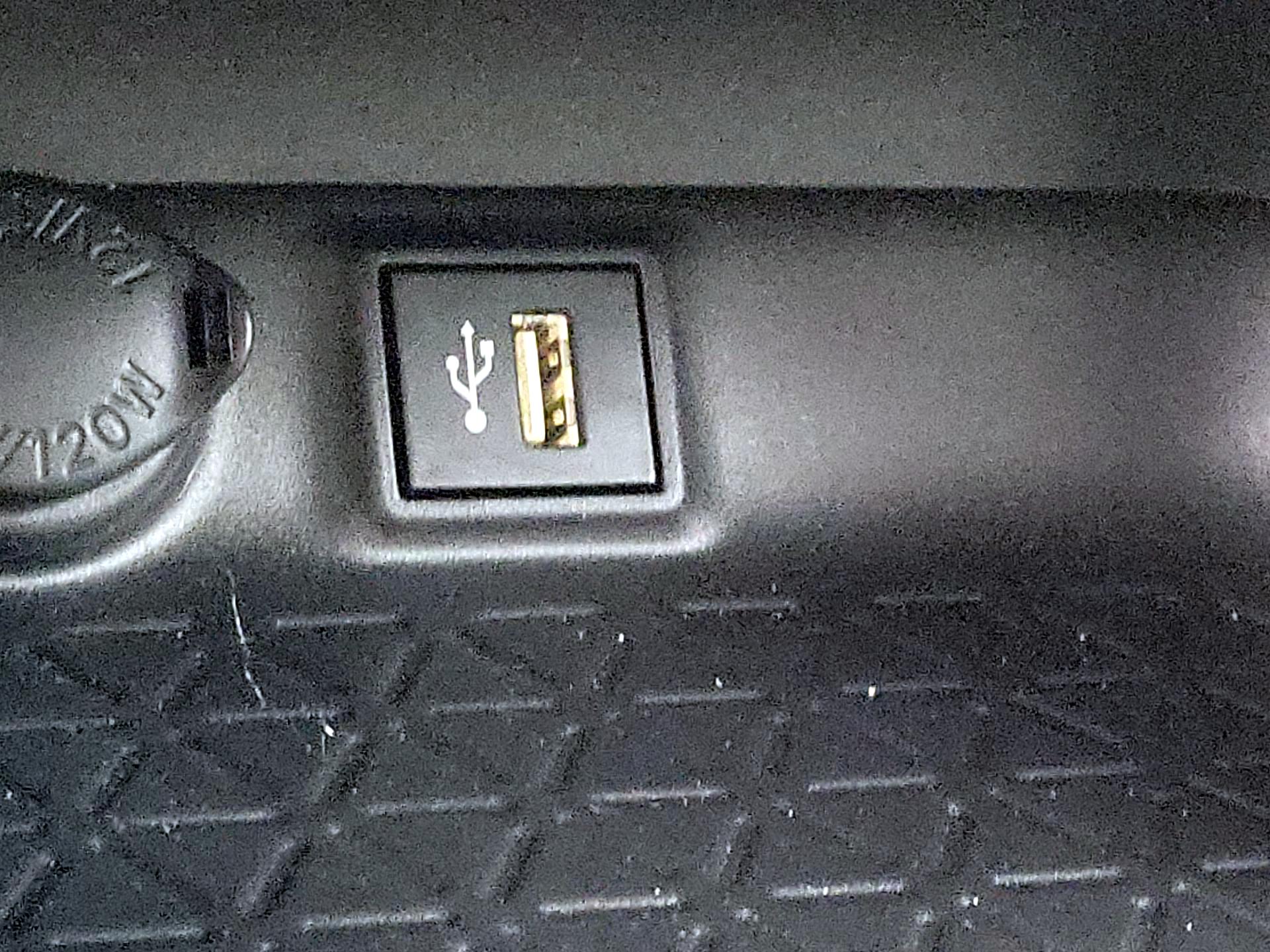 Thumbnail: 2023 Toyota RAV4 - 18