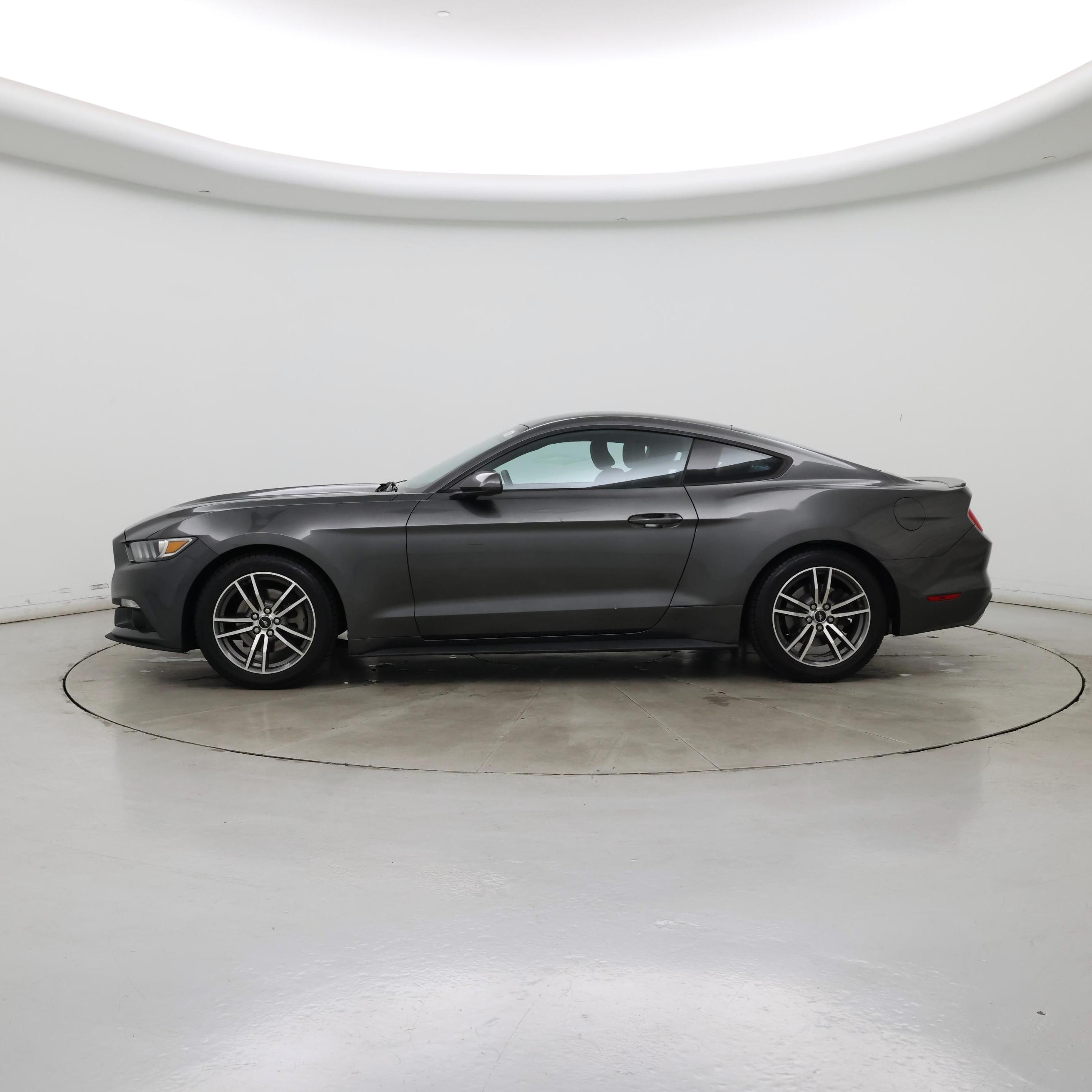 Thumbnail: 2017 Ford Mustang - 3
