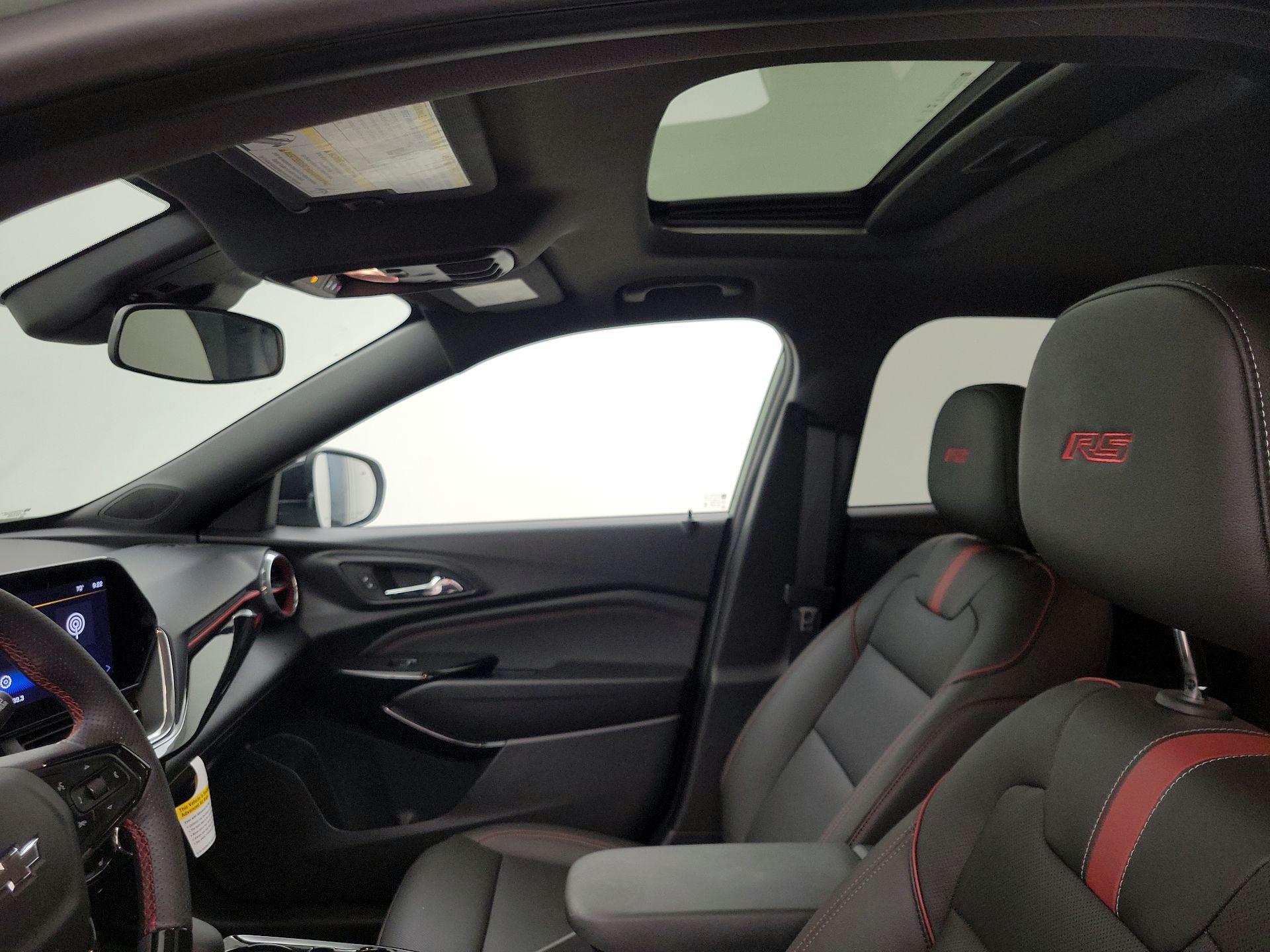 Thumbnail: 2024 Chevrolet Trax - 19