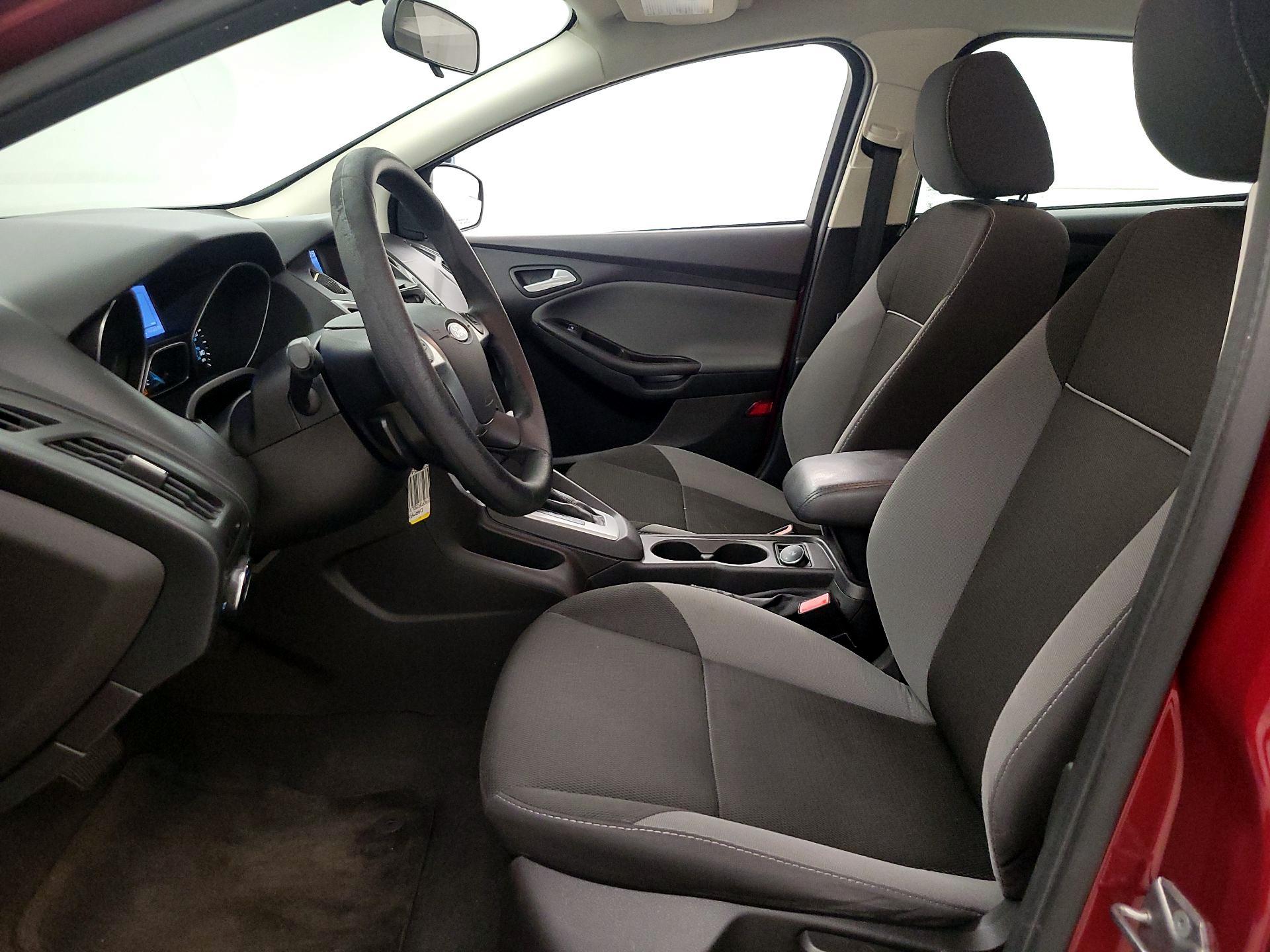 Thumbnail: 2013 Ford Focus - 11