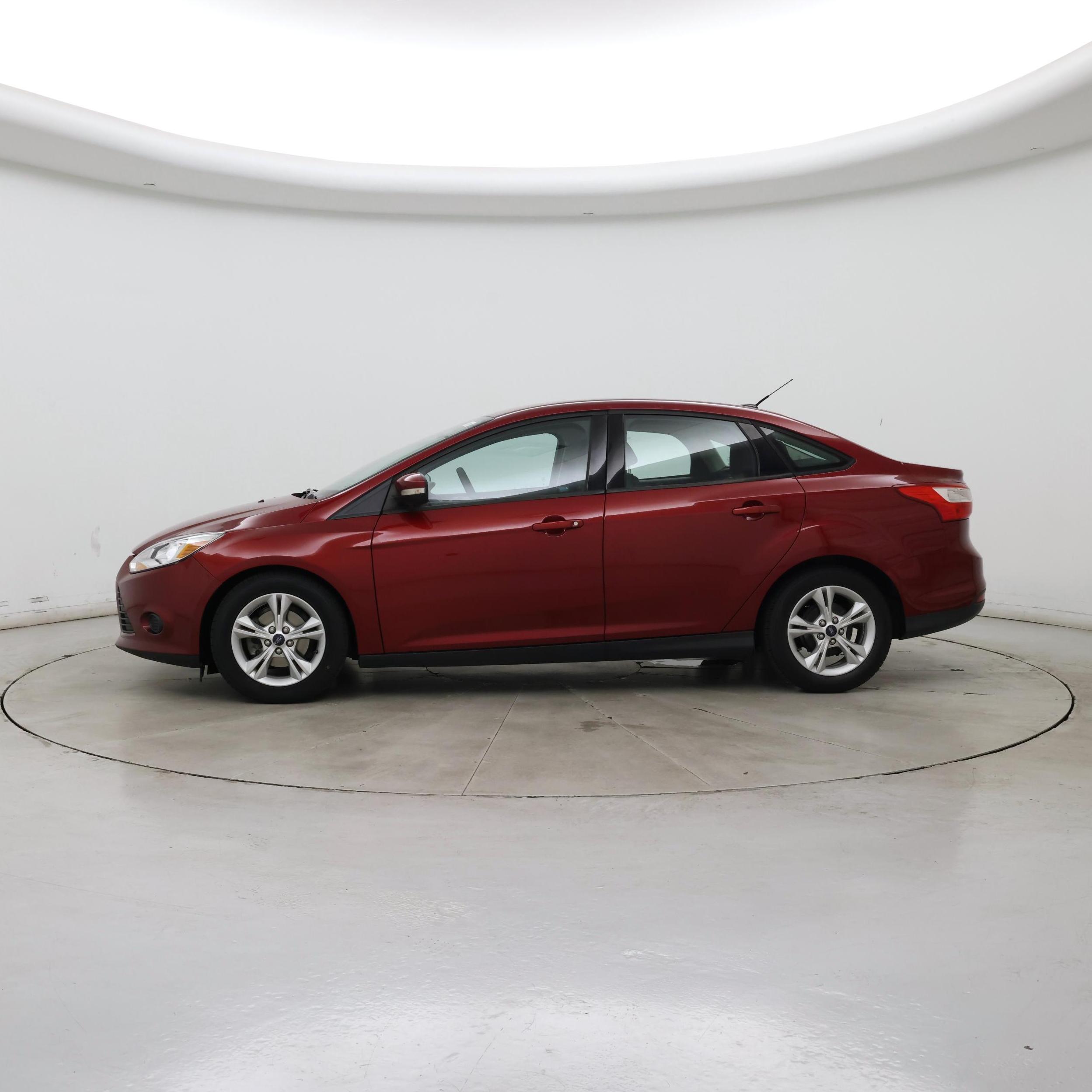 Thumbnail: 2013 Ford Focus - 3
