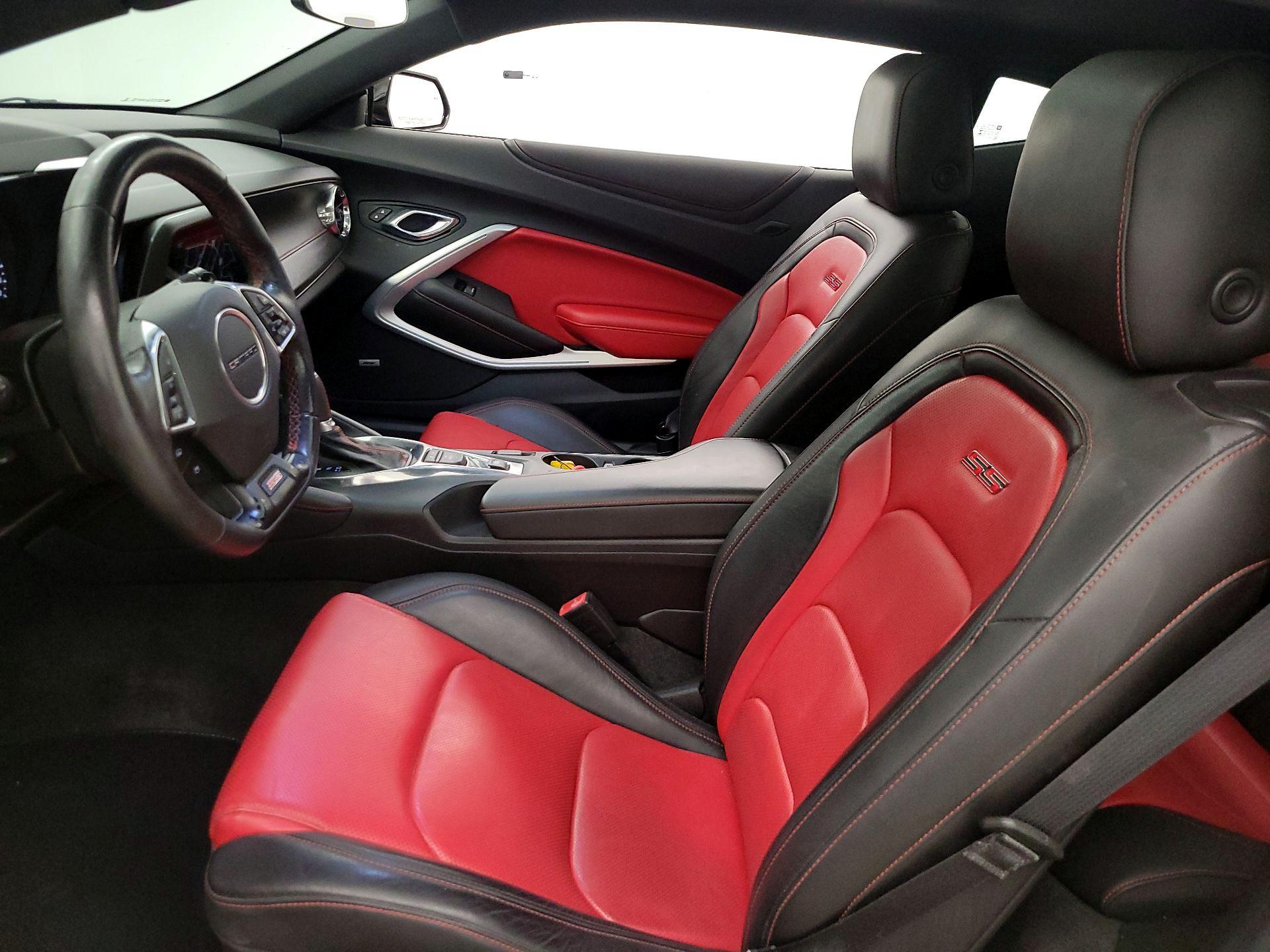 Thumbnail: 2018 Chevrolet Camaro - 11
