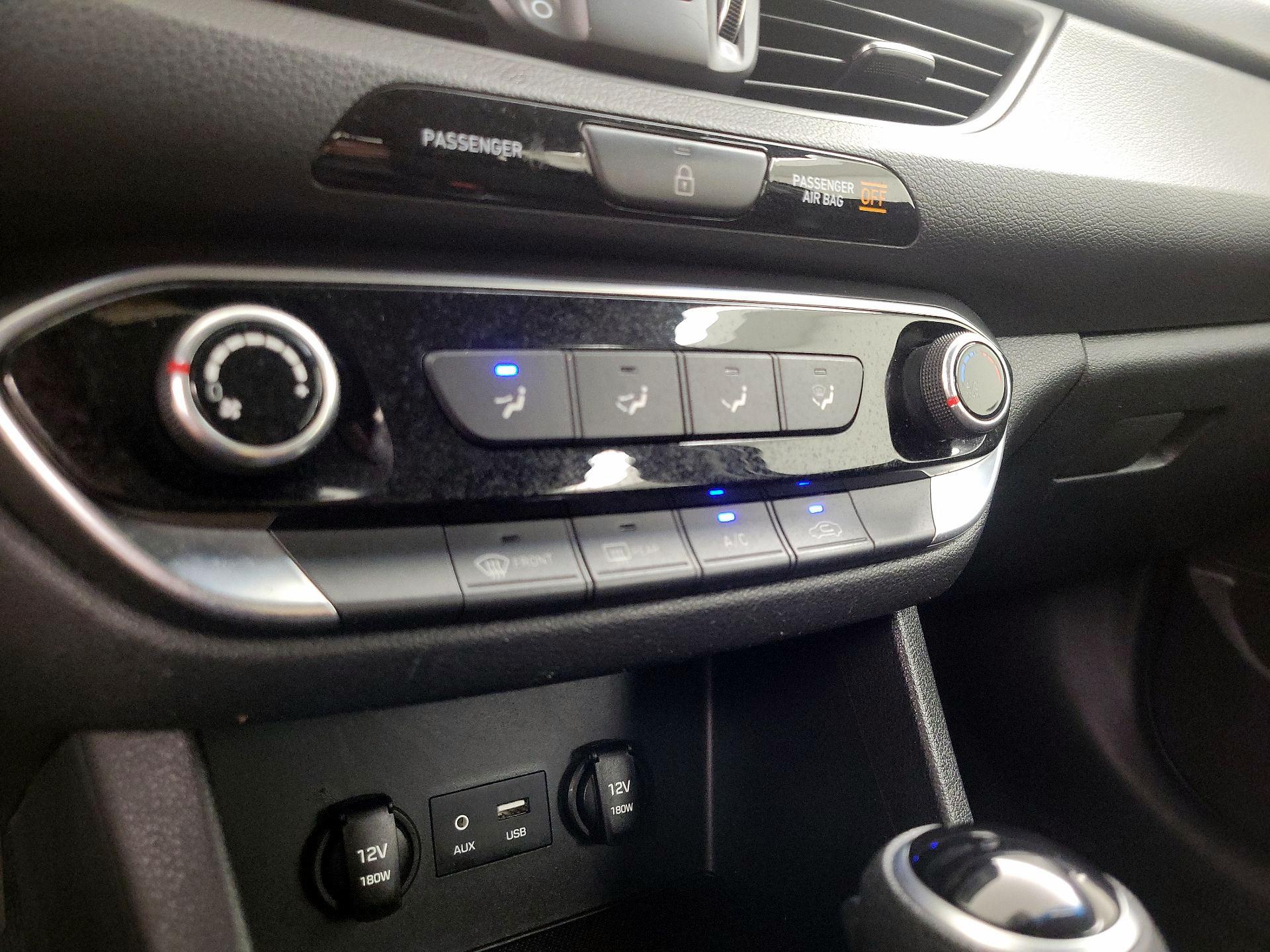 Thumbnail: 2019 Hyundai Elantra - 16