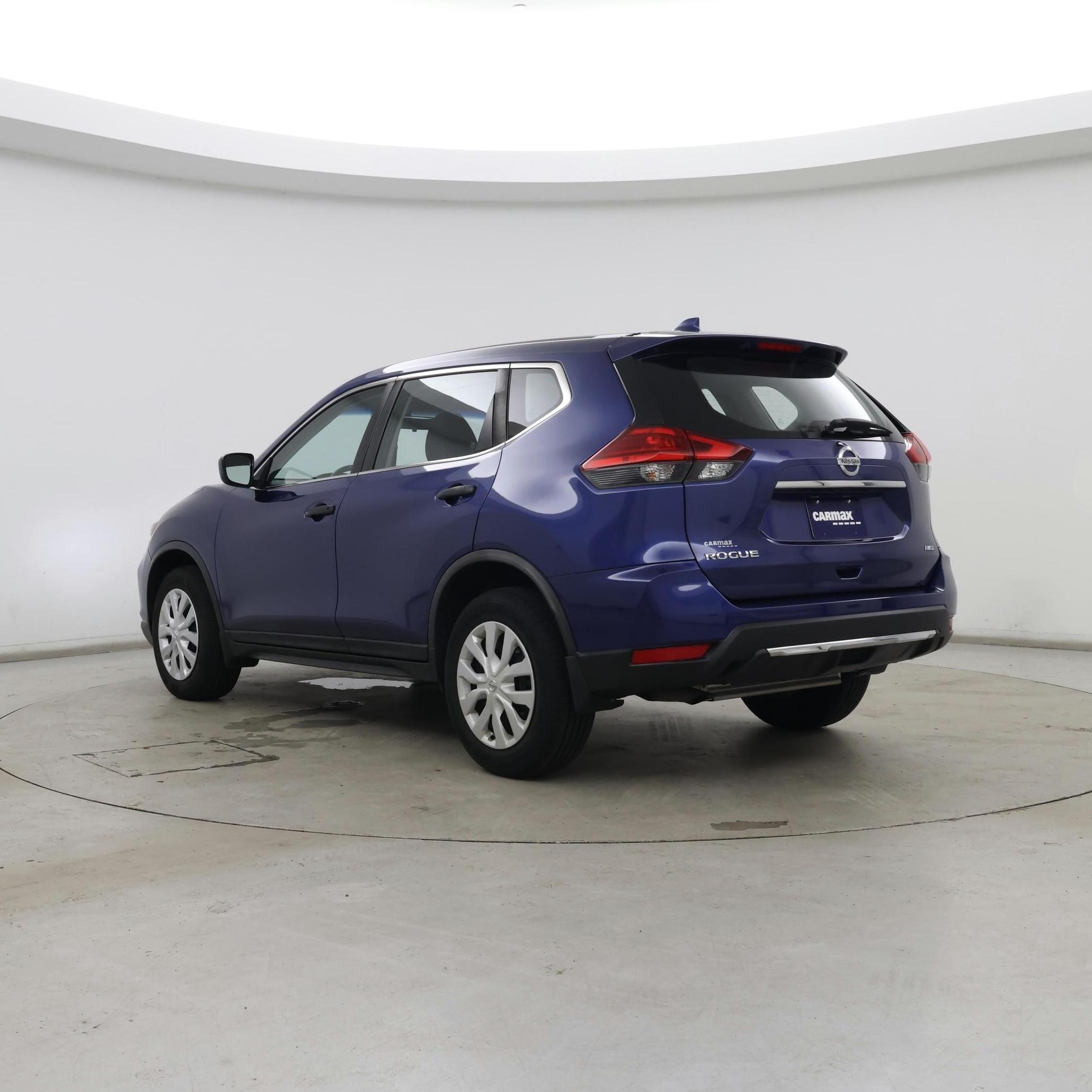 Thumbnail: 2017 Nissan Rogue - 2