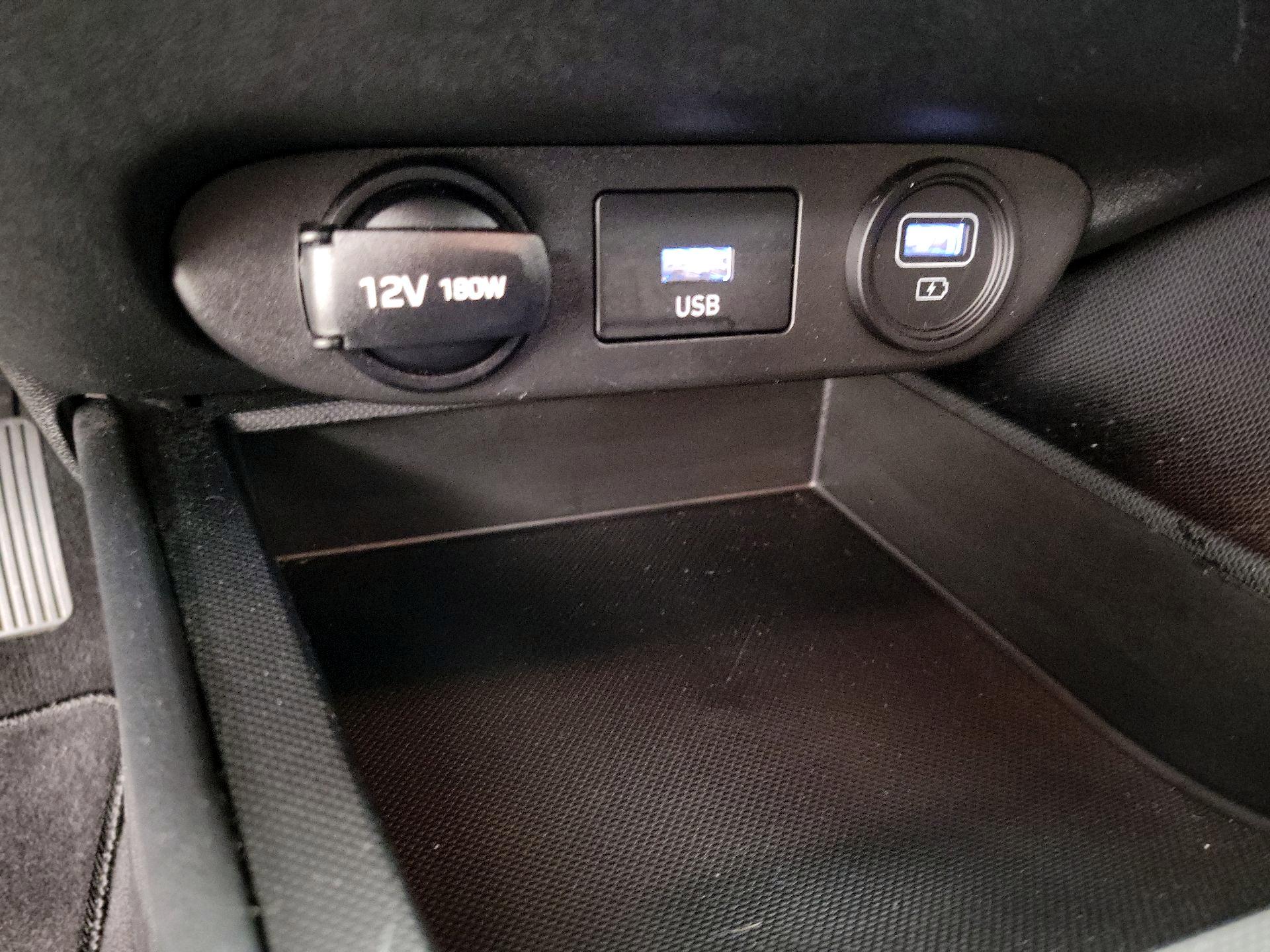 Thumbnail: 2021 Hyundai Elantra - 18