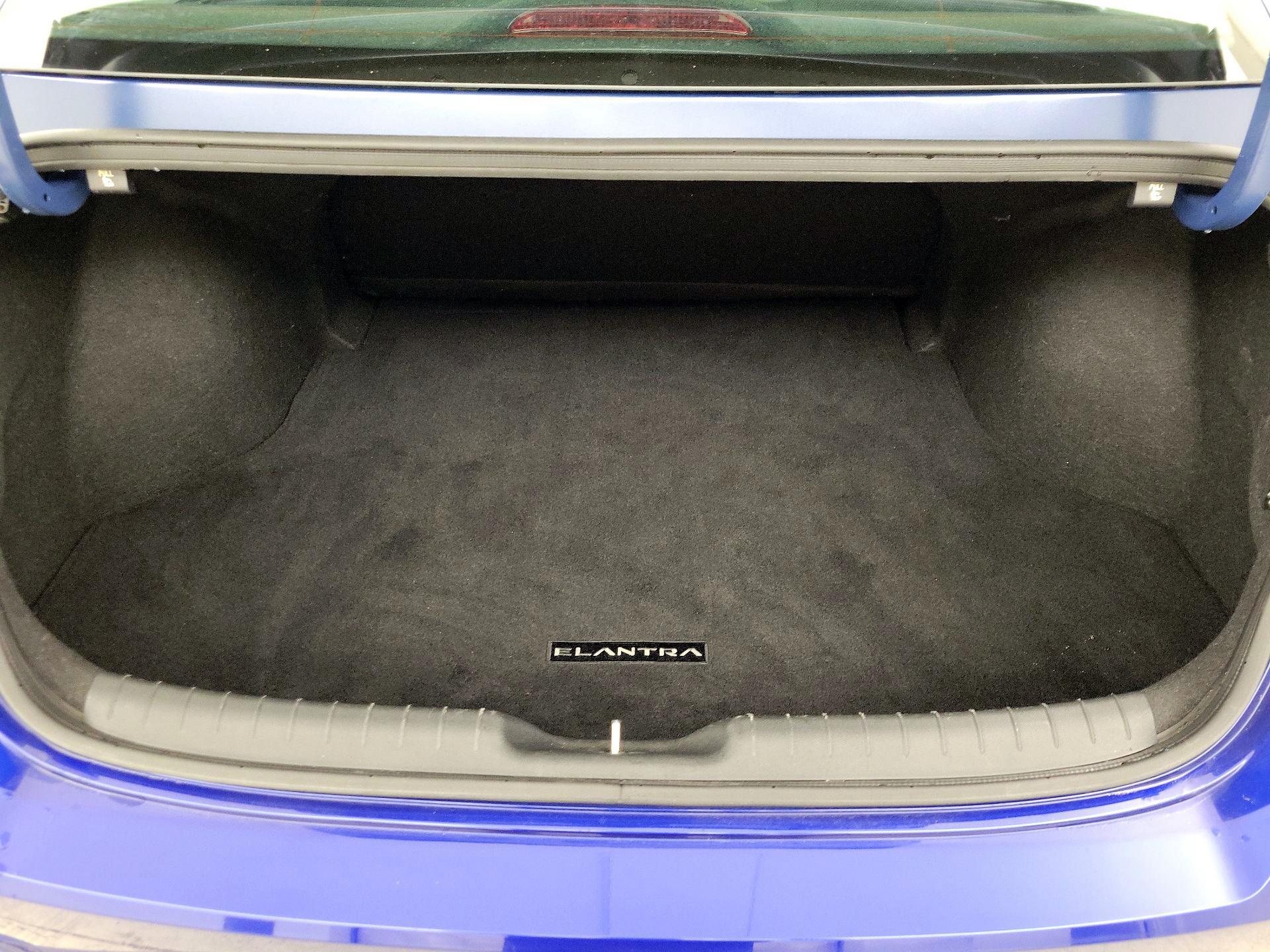 Thumbnail: 2021 Hyundai Elantra - 20