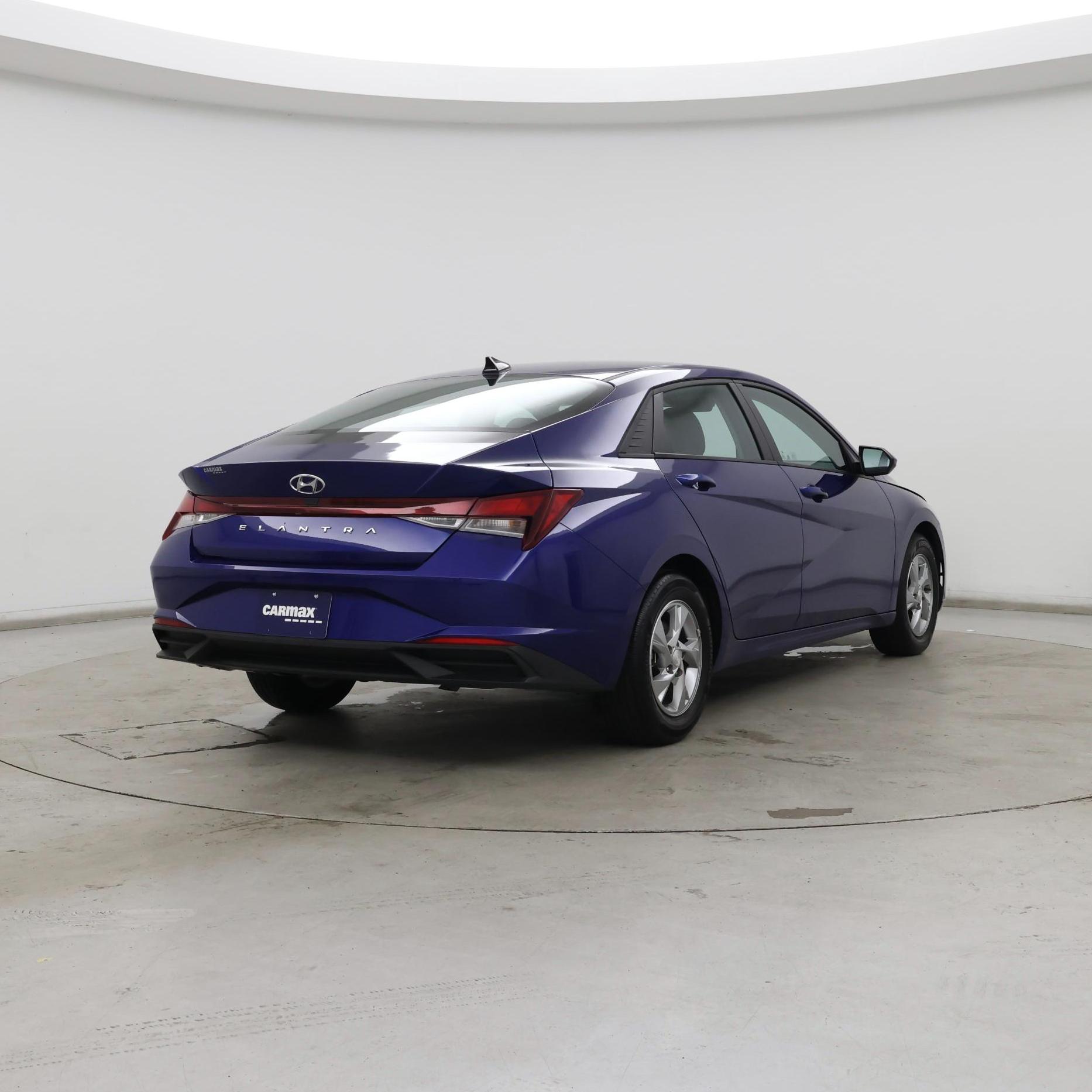 Thumbnail: 2021 Hyundai Elantra - 8