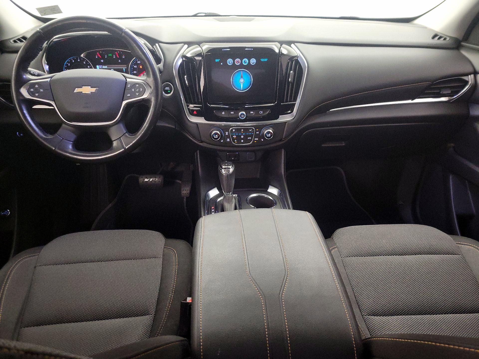 Thumbnail: 2018 Chevrolet Traverse - 9