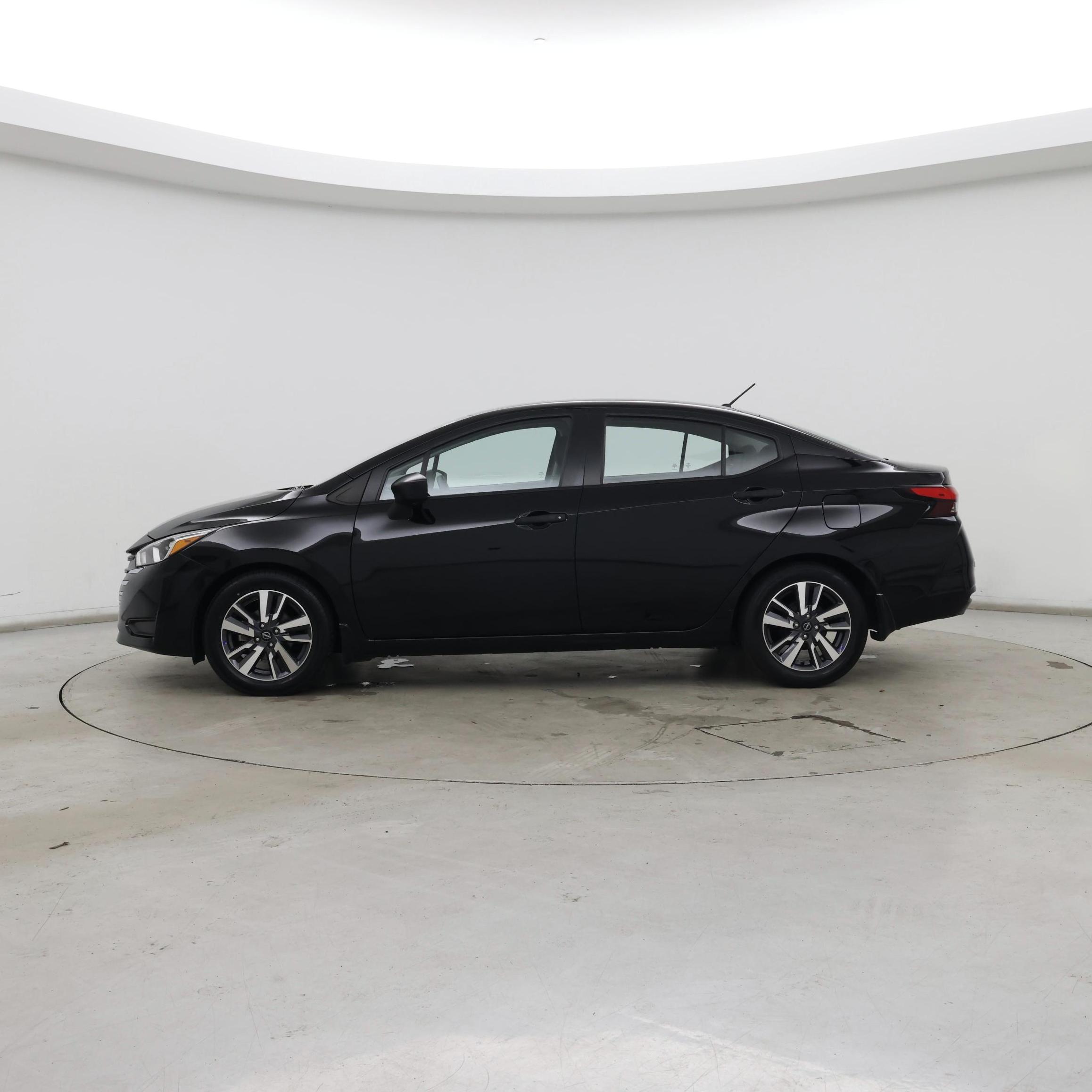 Thumbnail: 2023 Nissan Versa - 3