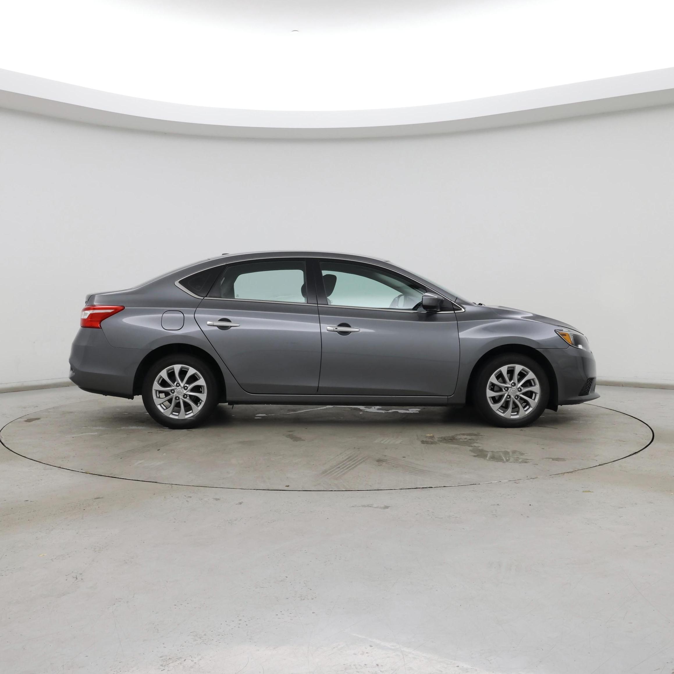 Thumbnail: 2018 Nissan Sentra - 7