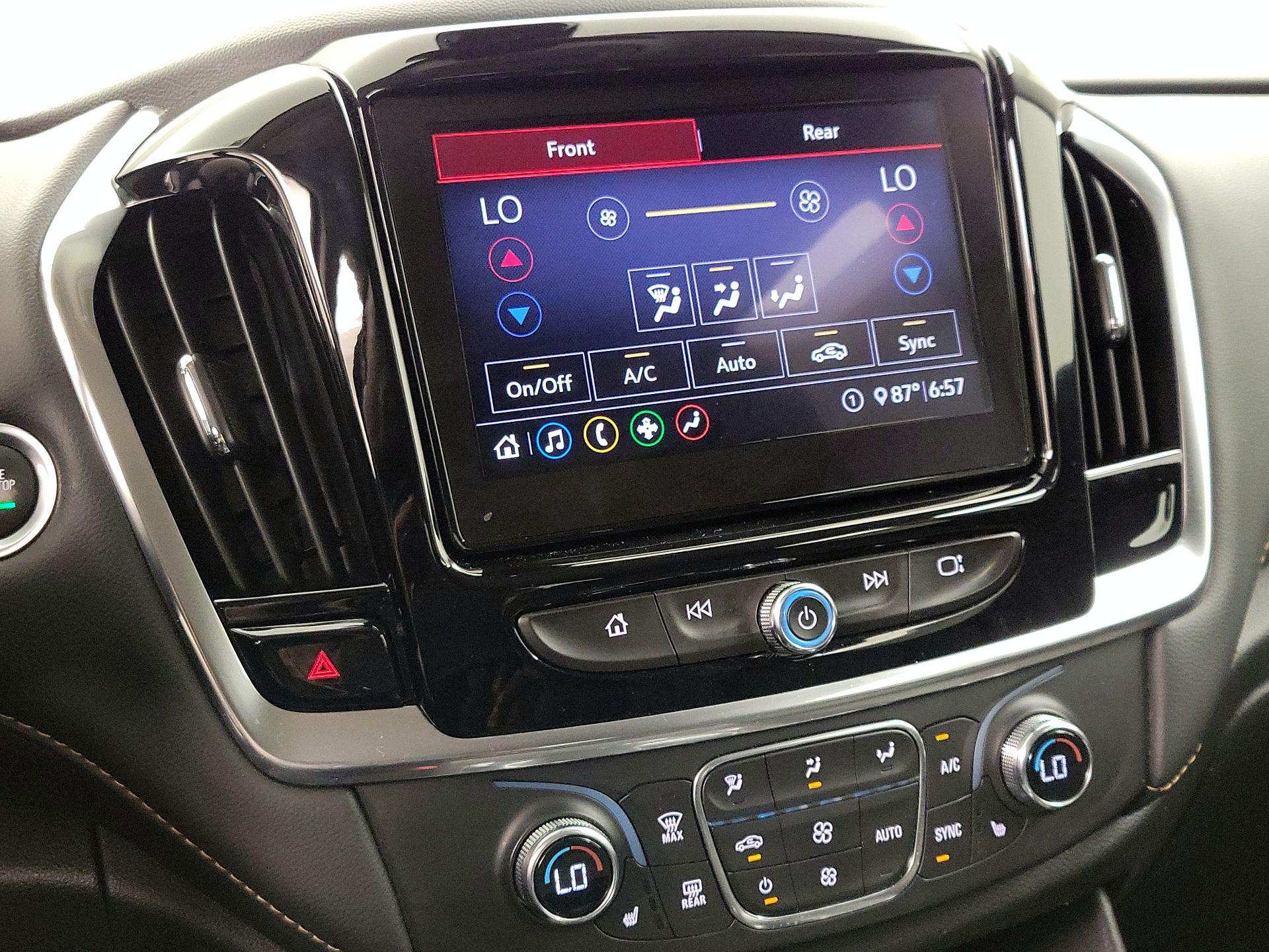 Thumbnail: 2021 Chevrolet Traverse - 16