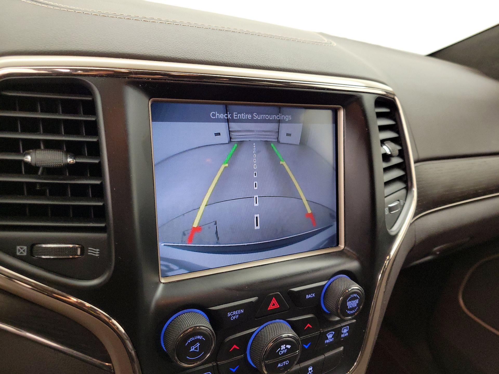 Thumbnail: 2014 Jeep Grand Cherokee - 15