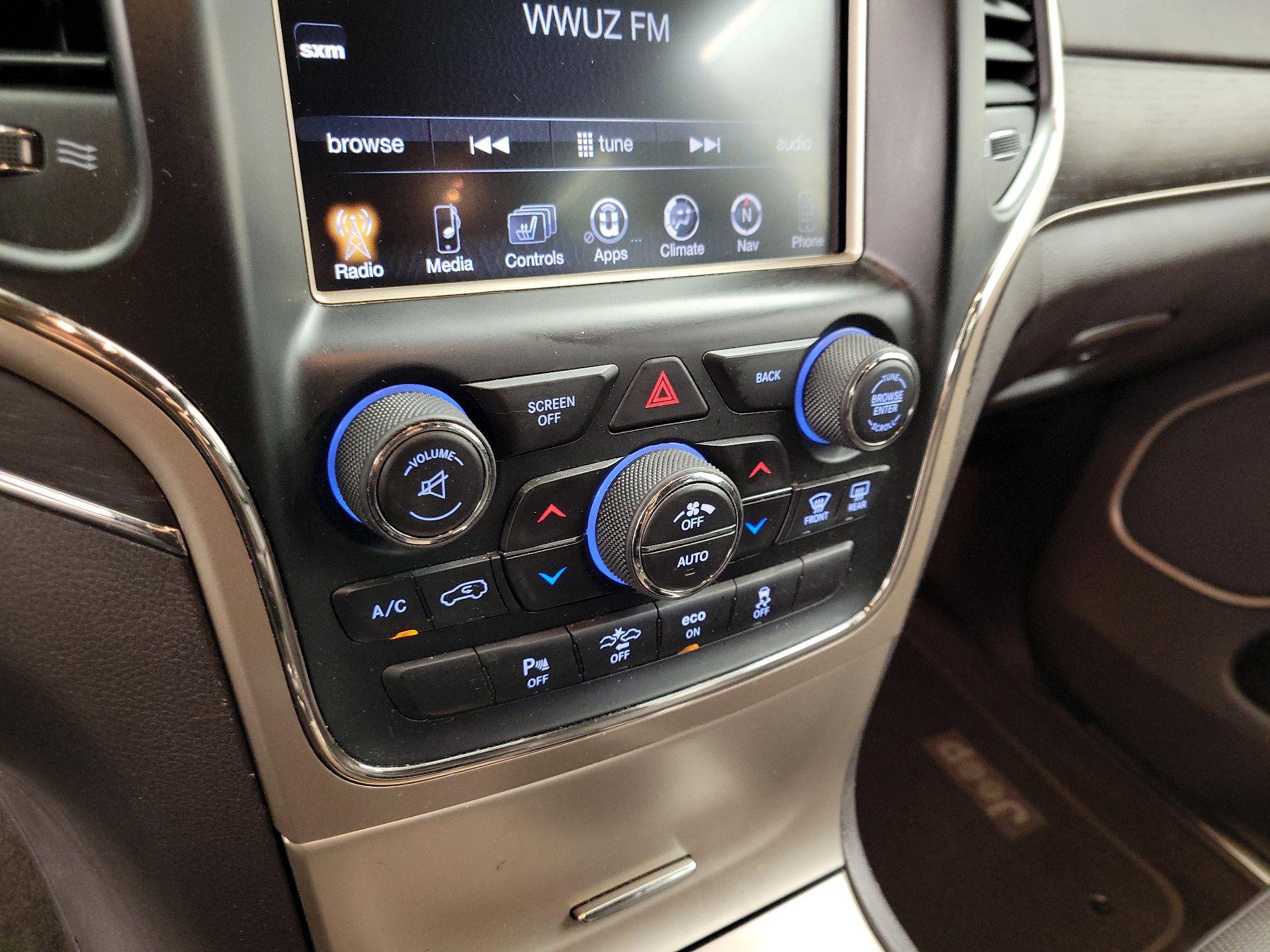 Thumbnail: 2014 Jeep Grand Cherokee - 17