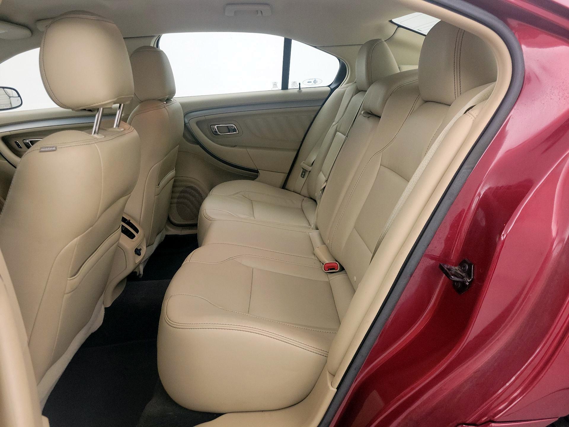 Thumbnail: 2016 Ford Taurus - 19
