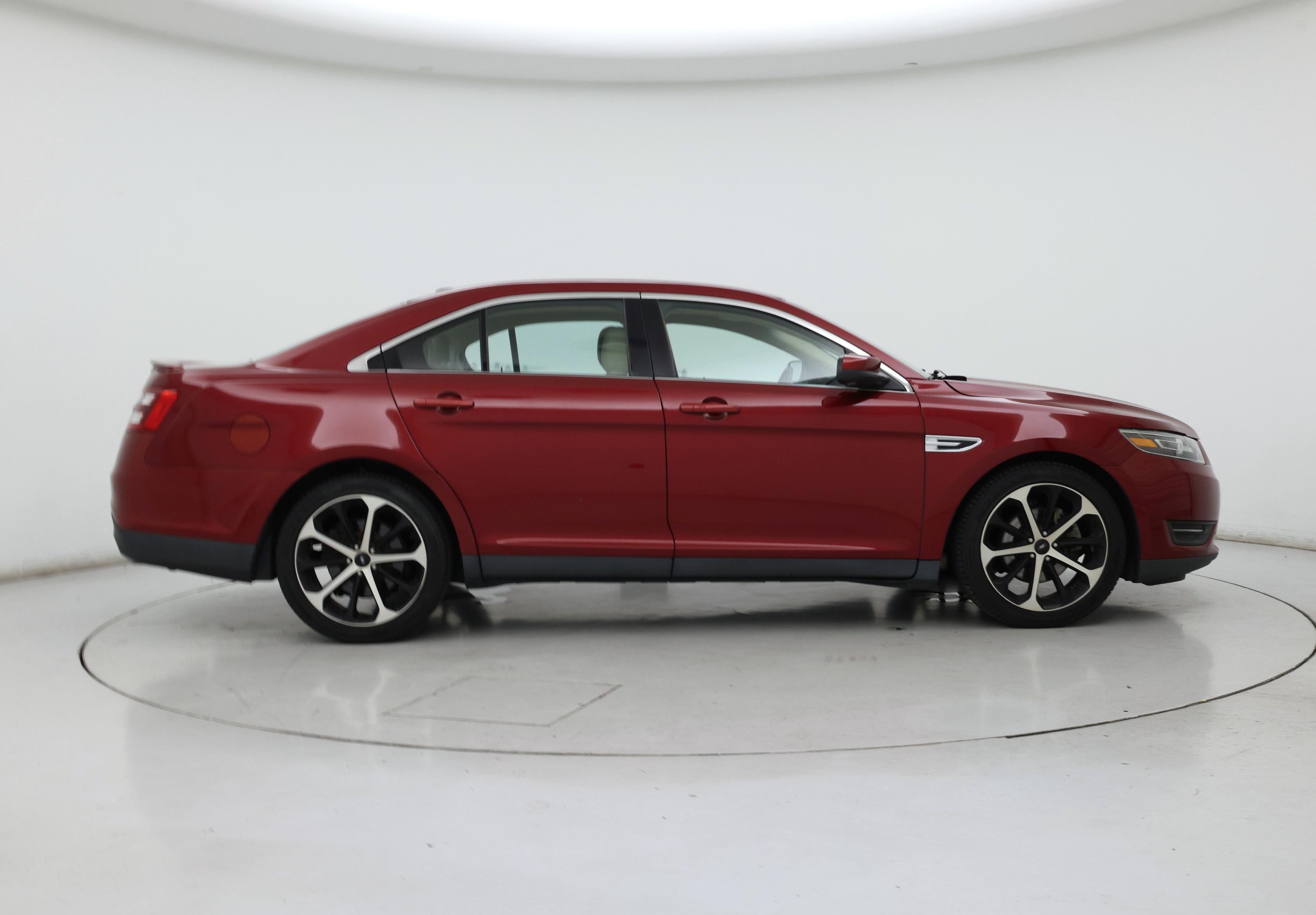 Thumbnail: 2016 Ford Taurus - 7