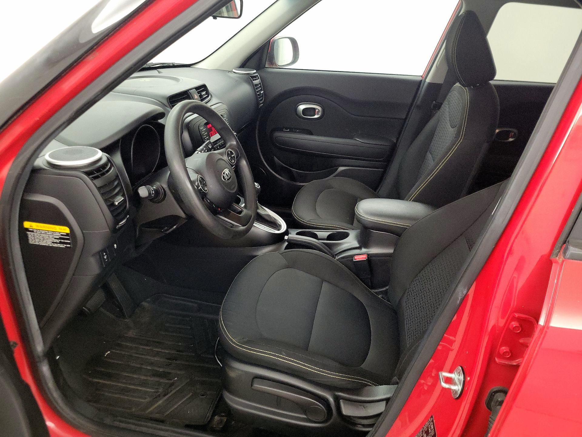 Thumbnail: 2015 Kia Soul - 11