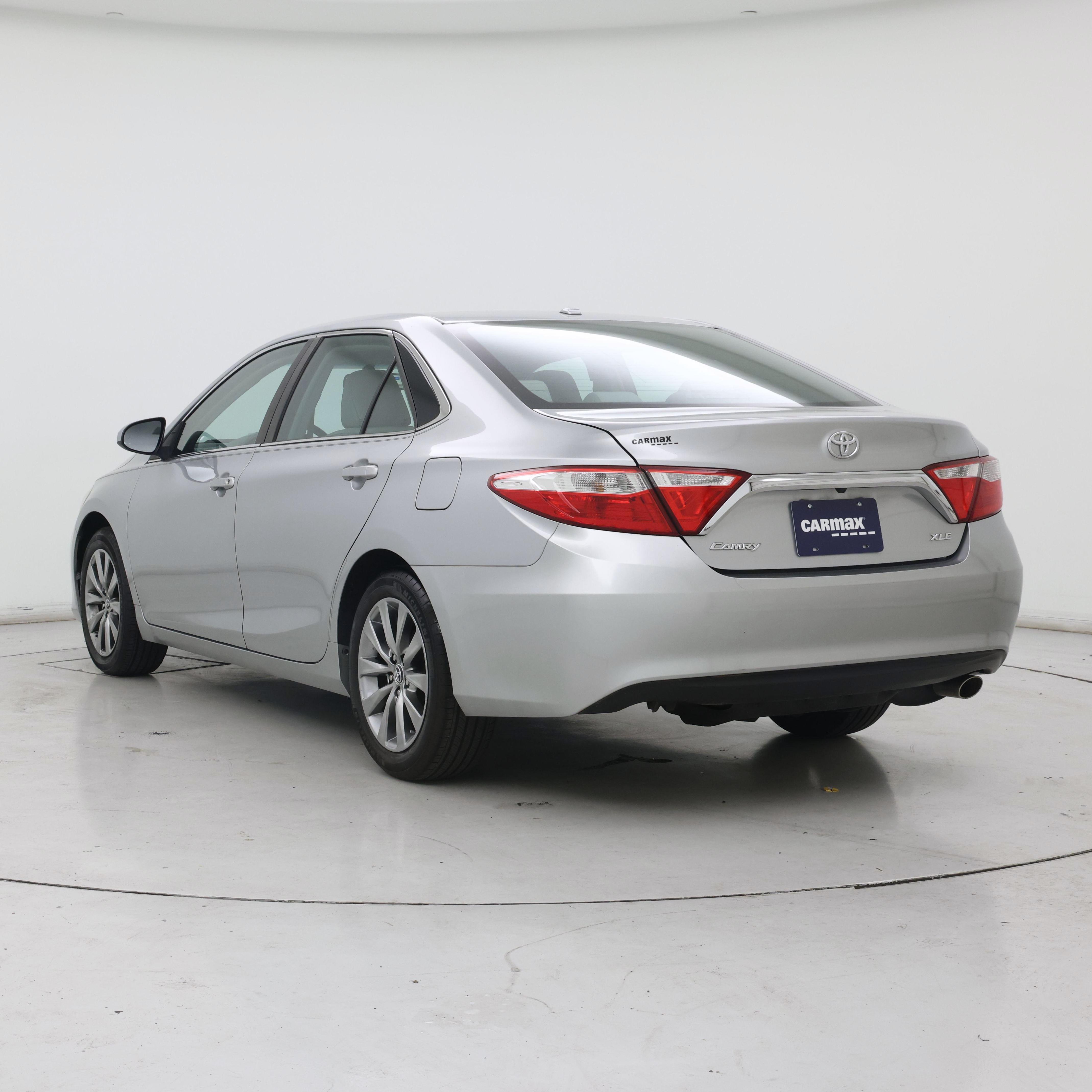 Thumbnail: 2016 Toyota Camry - 2