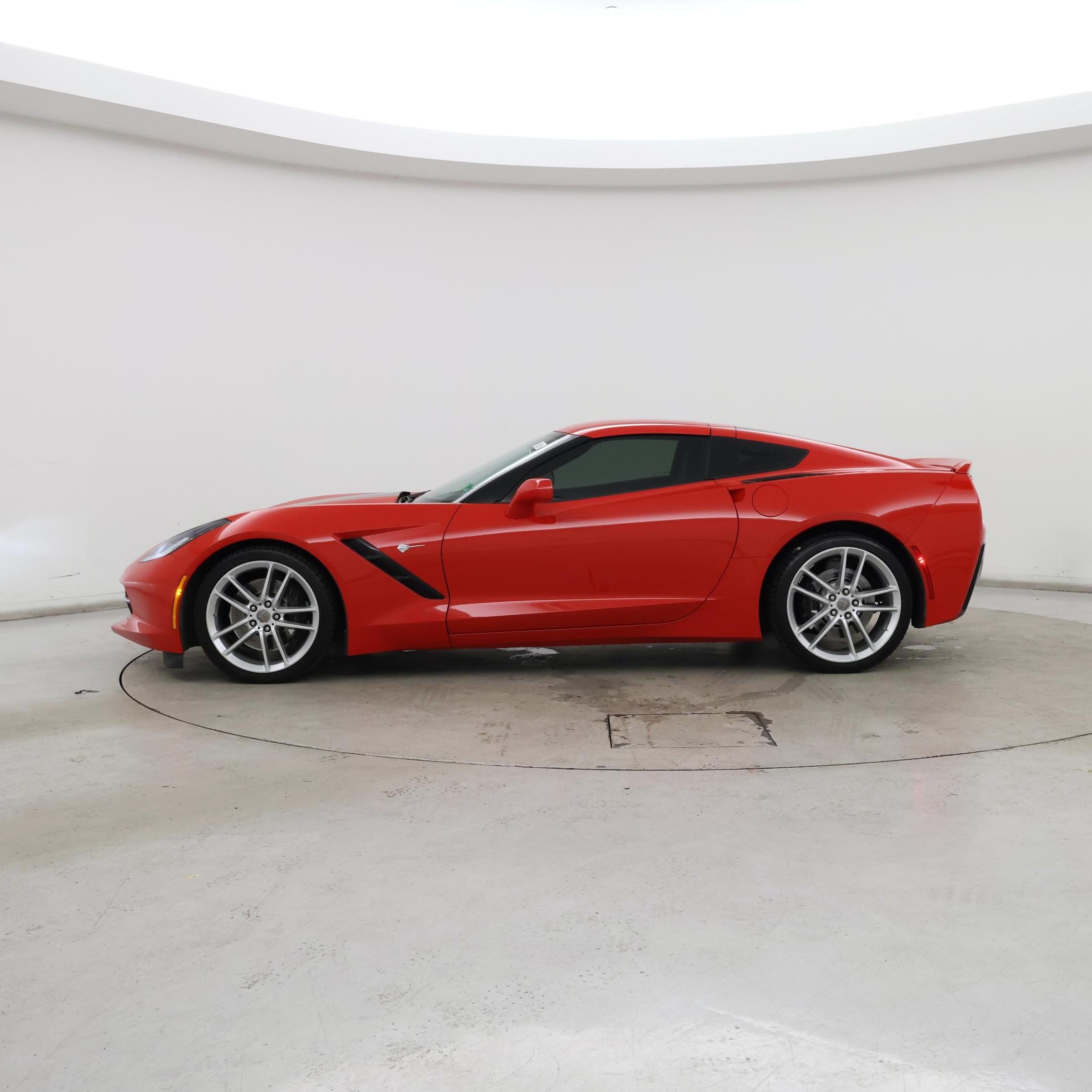 Thumbnail: 2014 Chevrolet Corvette - 3