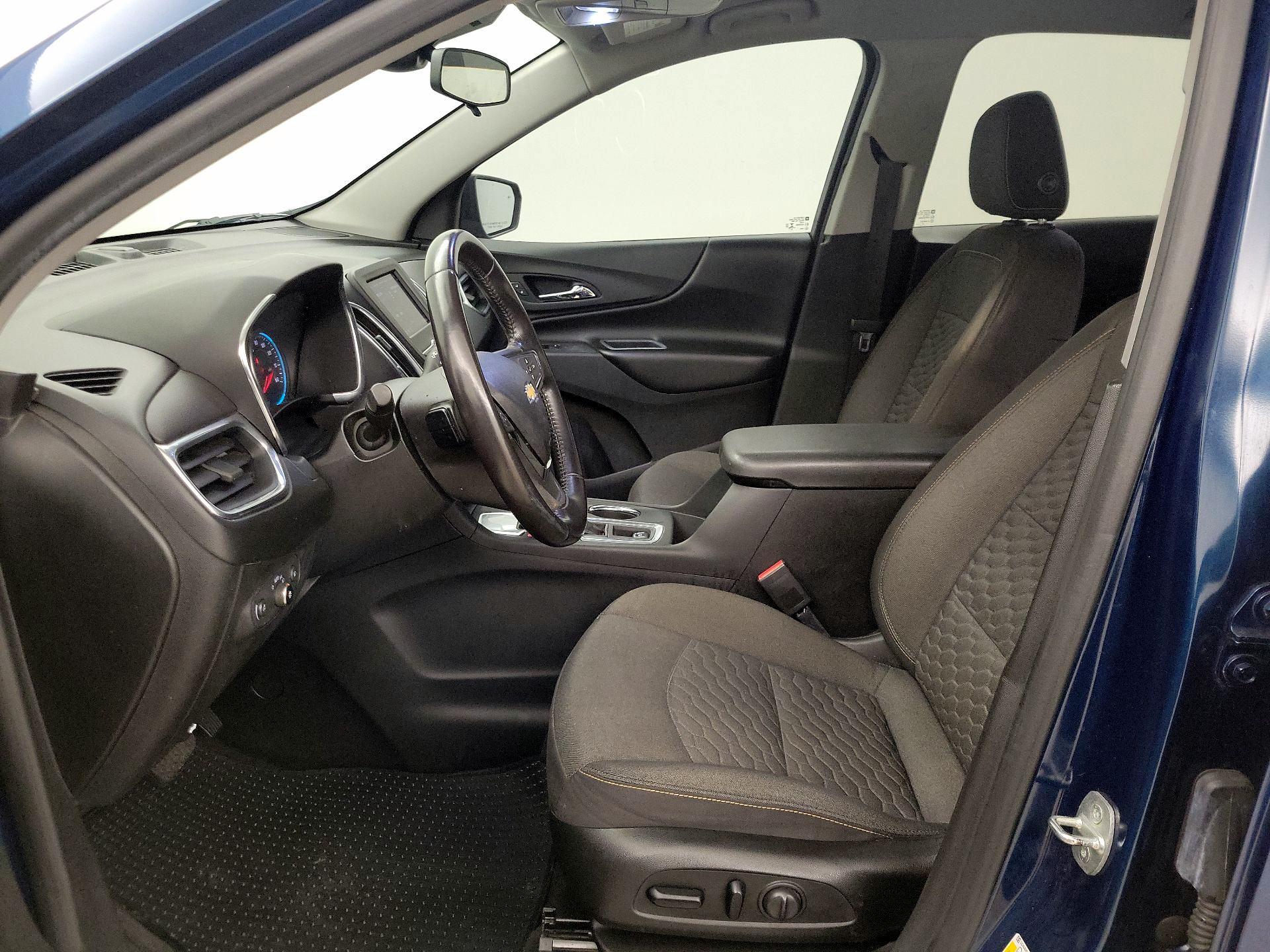 Thumbnail: 2021 Chevrolet Equinox - 11