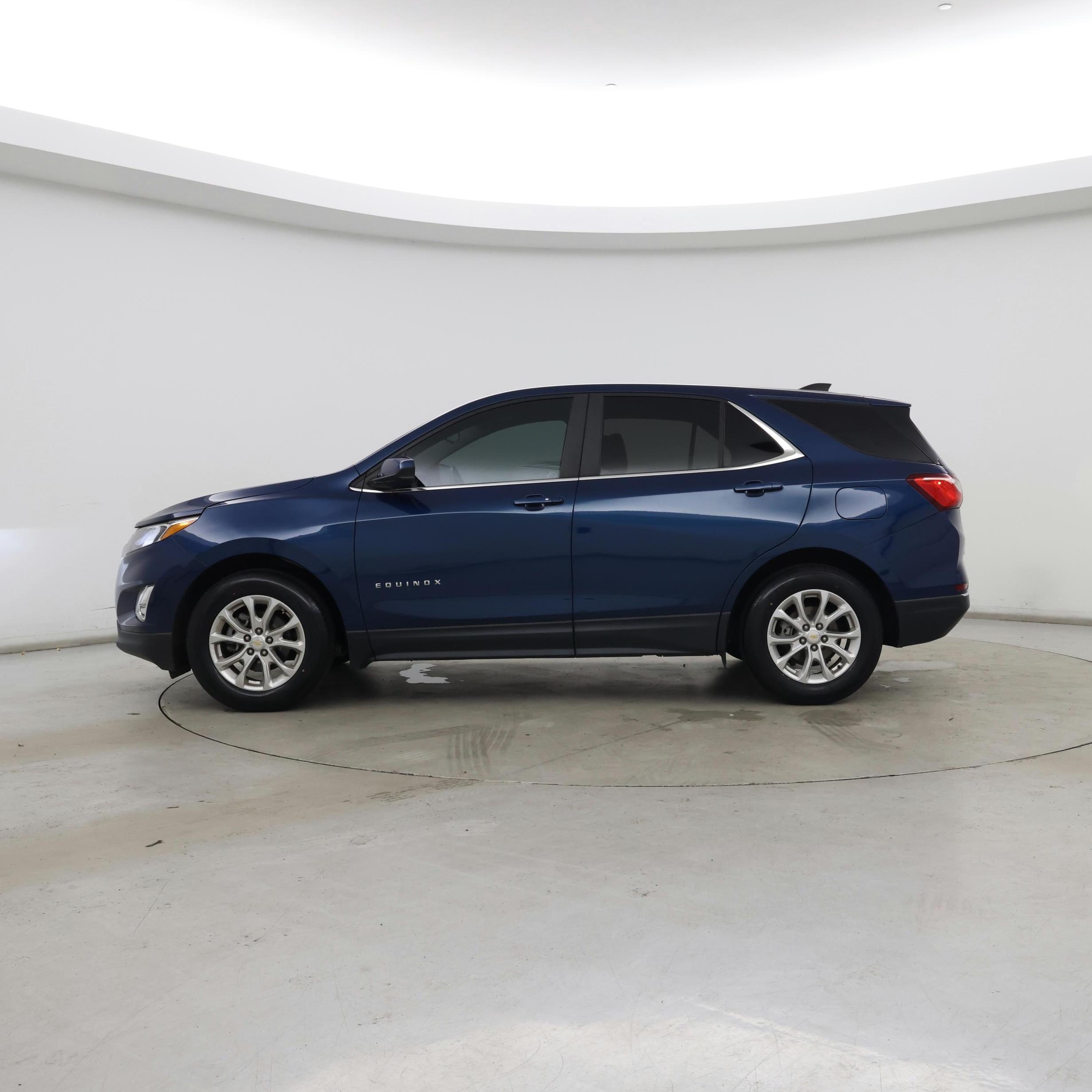 Thumbnail: 2021 Chevrolet Equinox - 3
