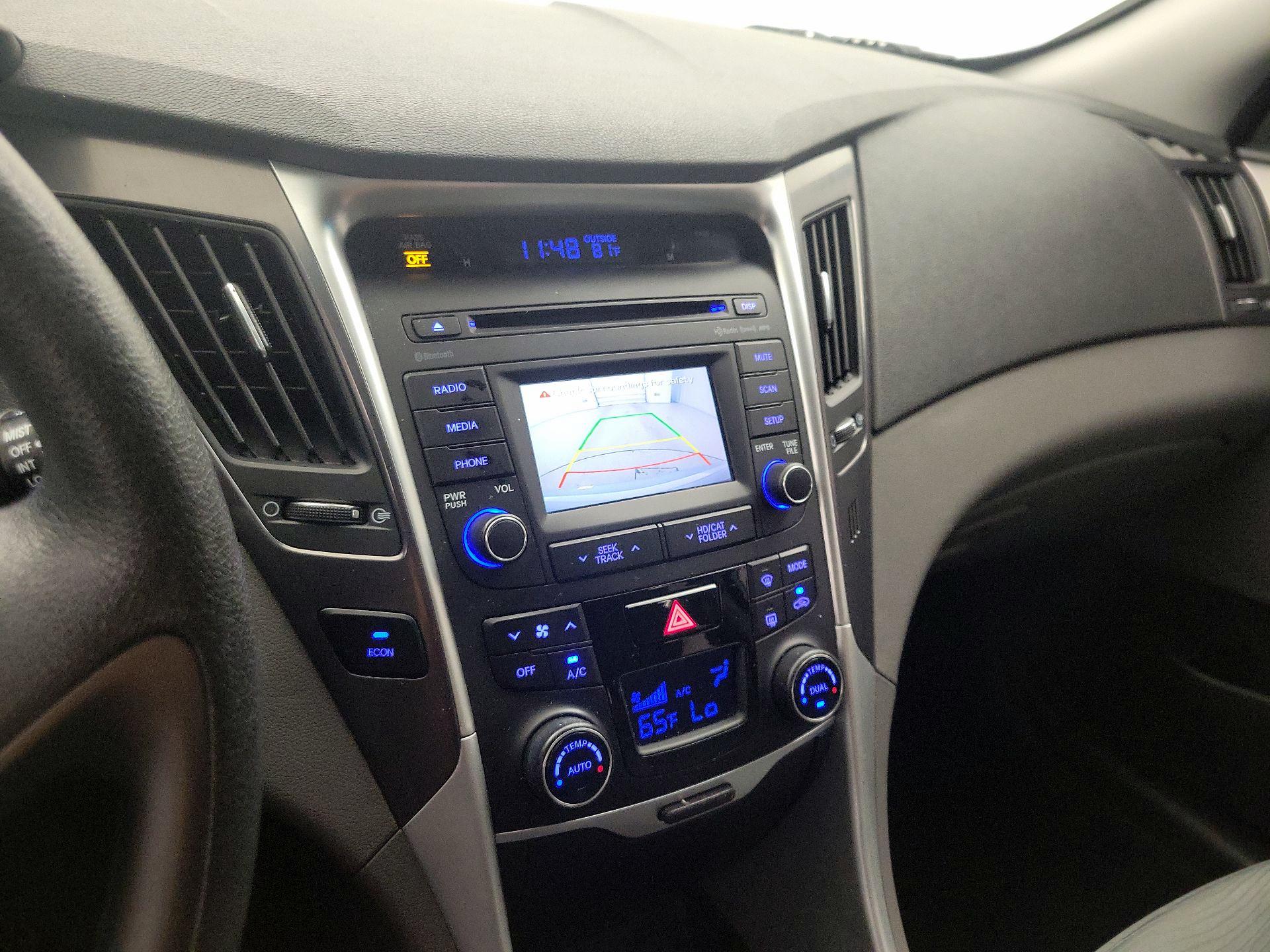 Thumbnail: 2014 Hyundai Sonata - 14