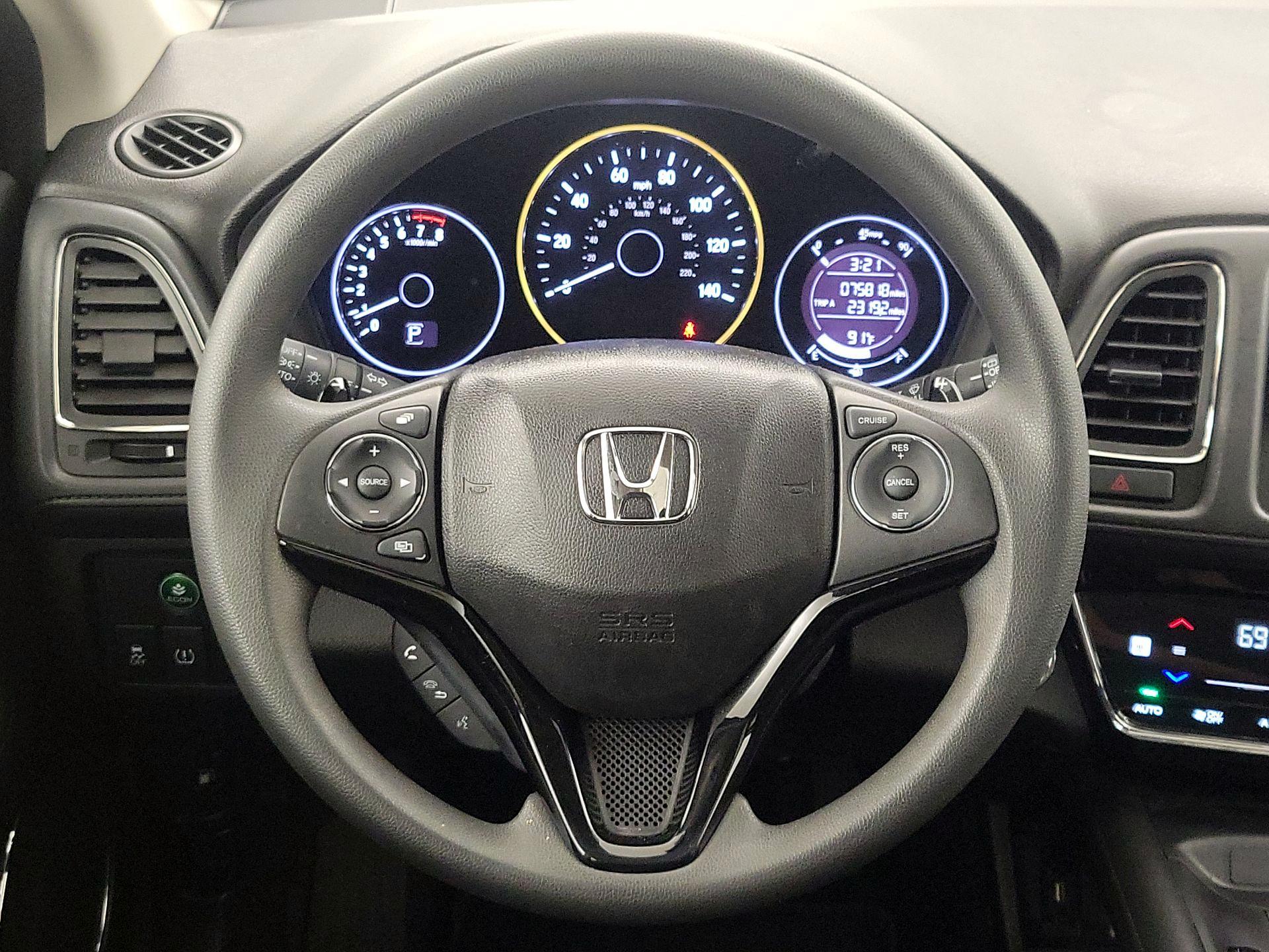 Thumbnail: 2016 Honda HR-V - 10