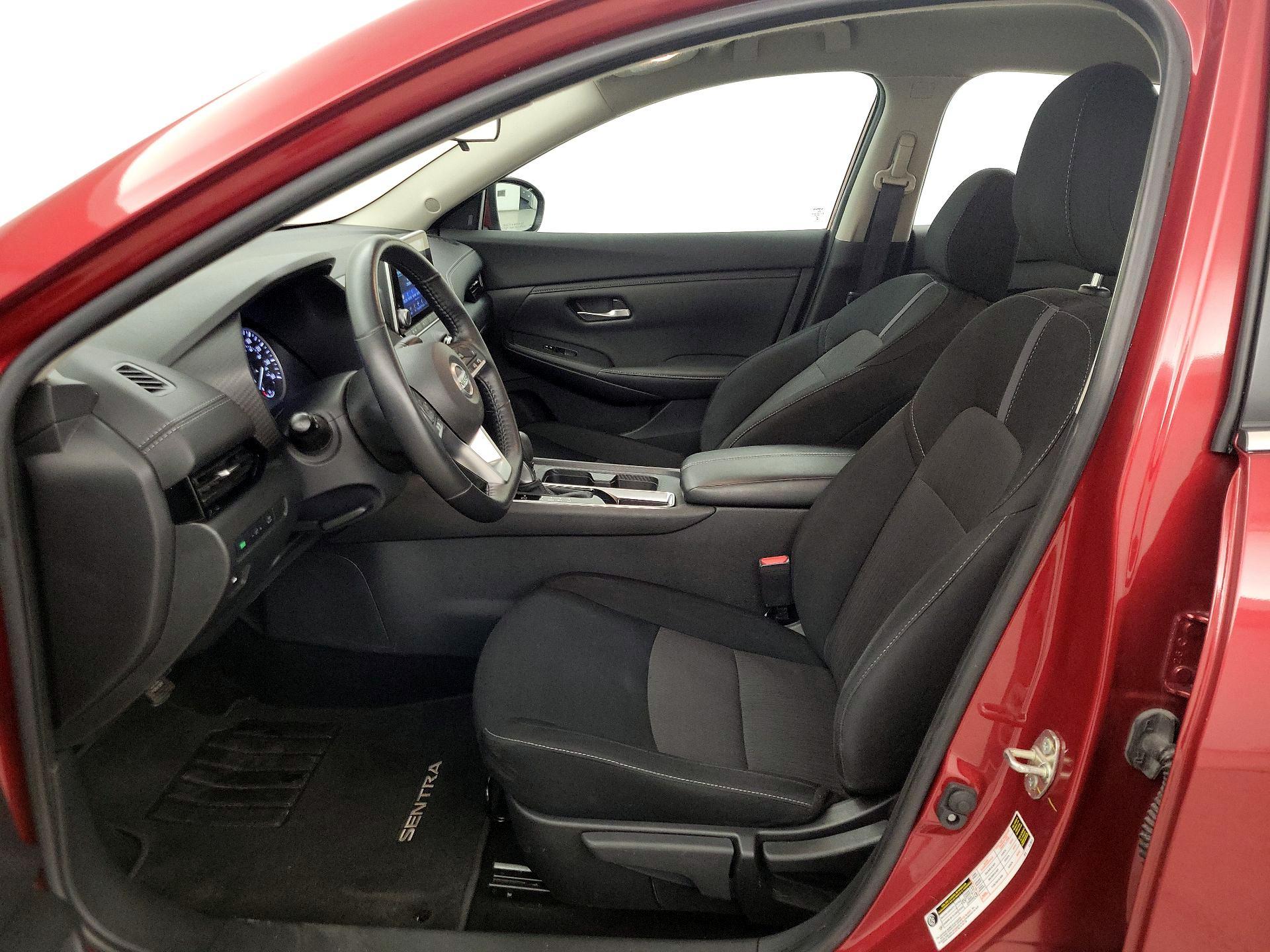 Thumbnail: 2022 Nissan Sentra - 11