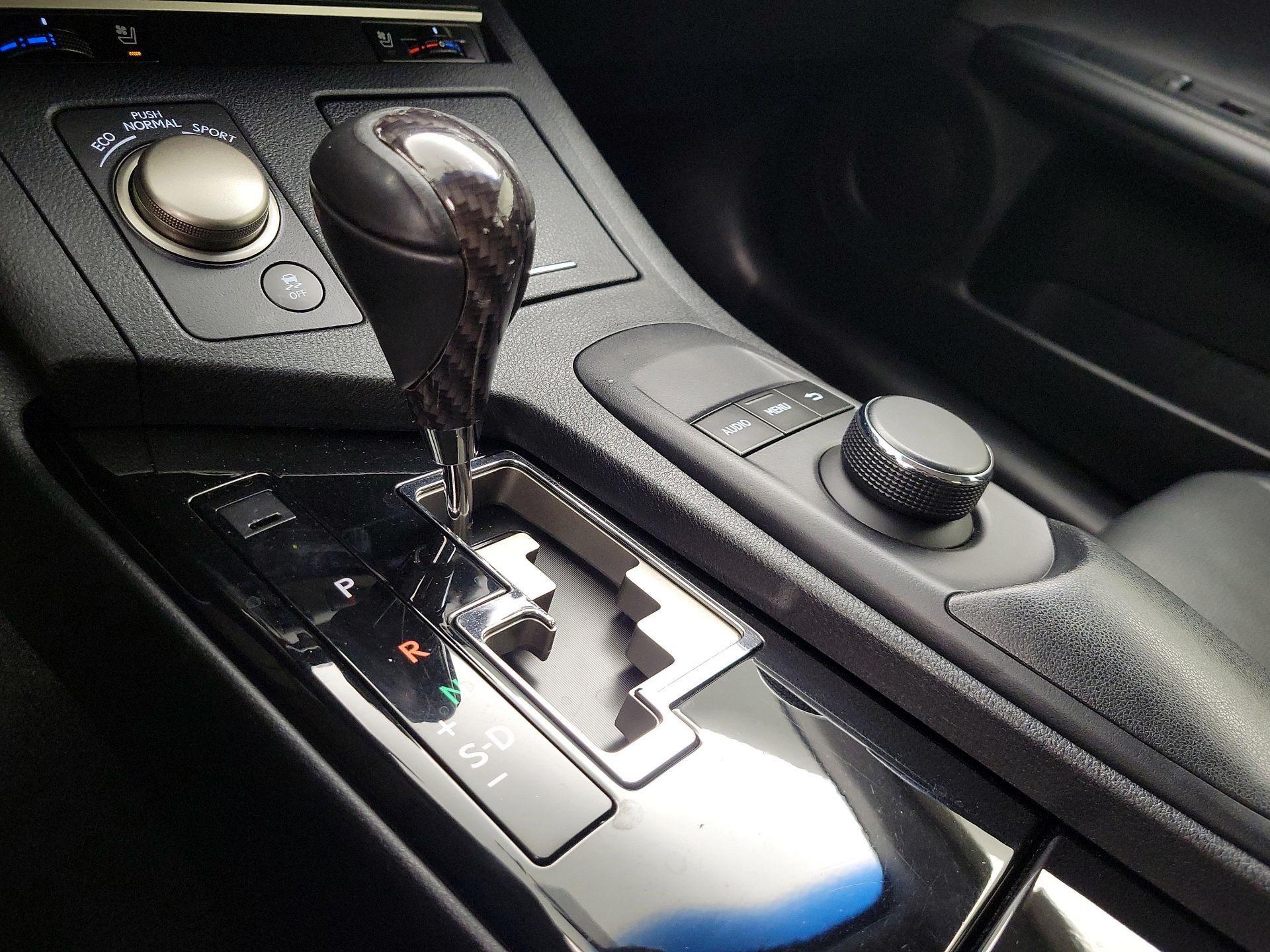 Thumbnail: 2014 Lexus ES - 17