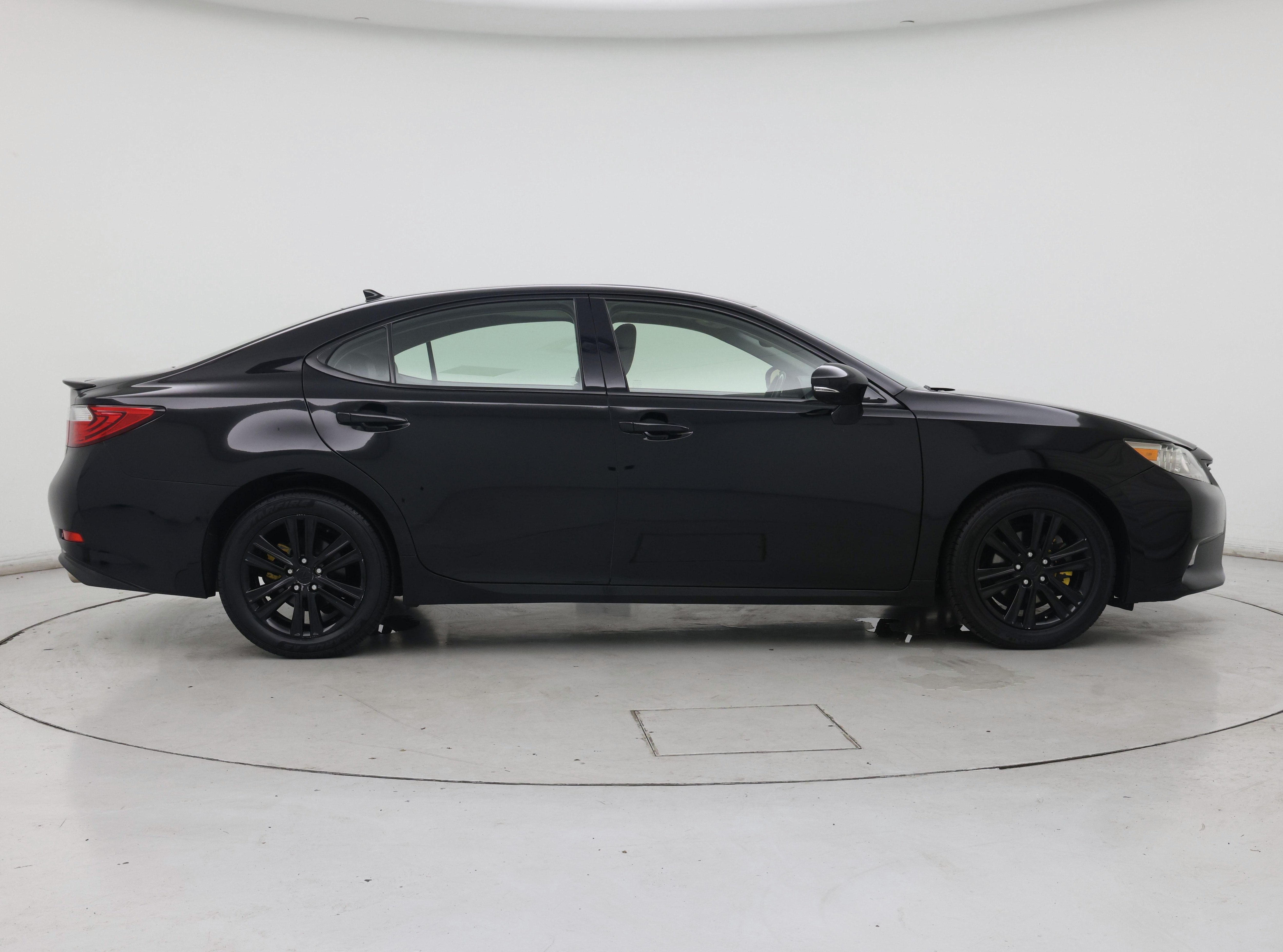 Thumbnail: 2014 Lexus ES - 7