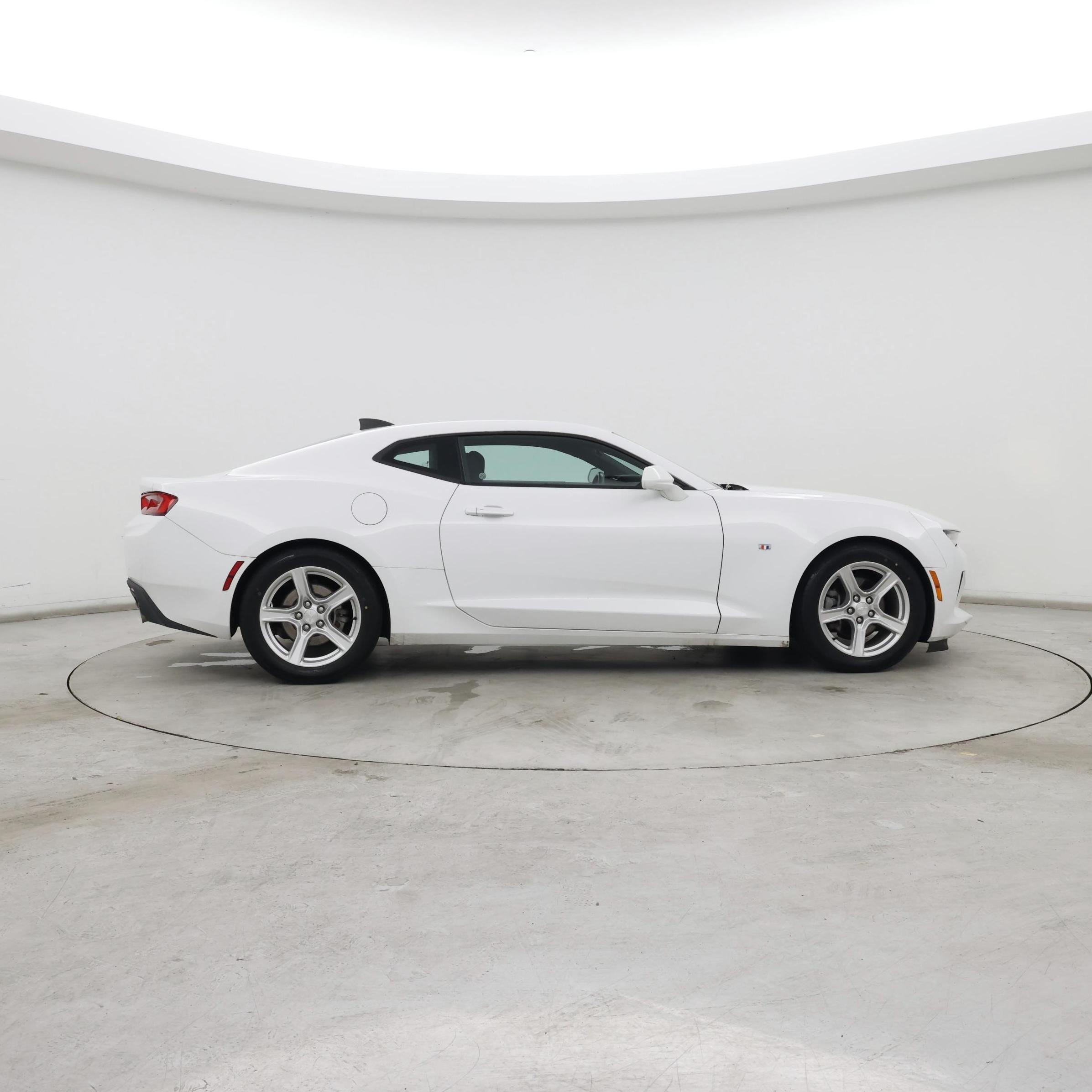 Thumbnail: 2018 Chevrolet Camaro - 7